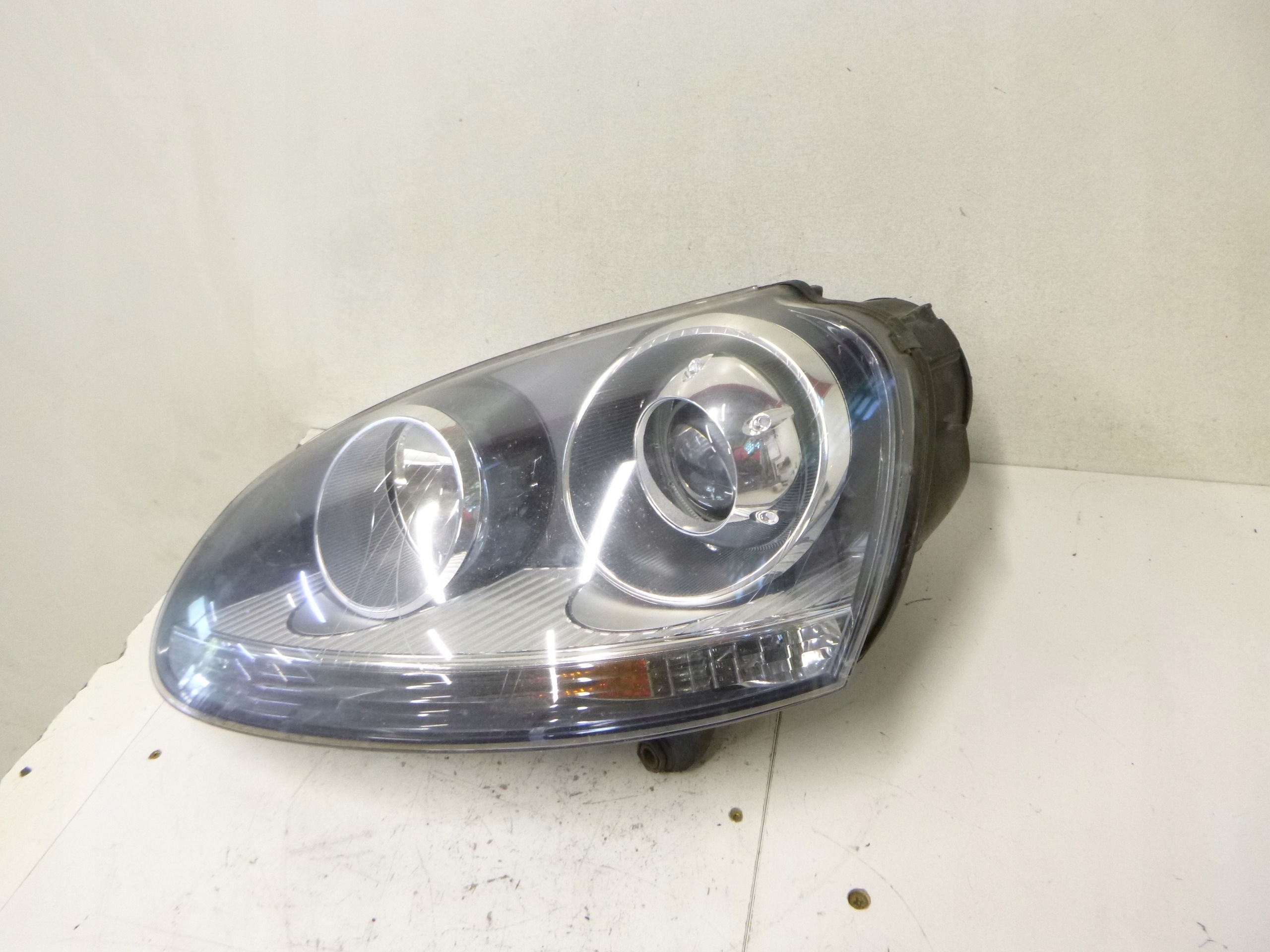 light front left Xenon VW Golf V Jetta III 03-09 1K6941031 OE complete EU