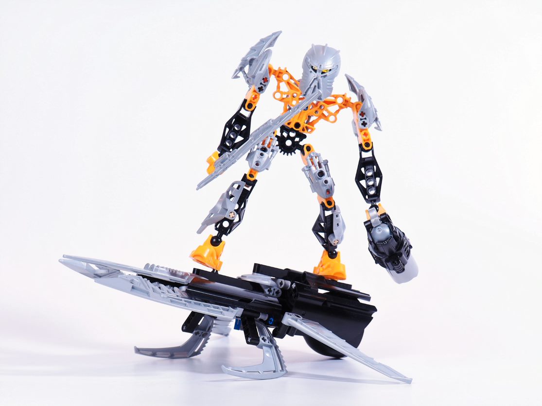 Klocki LEGO Bionicle 8697 Tytan Toa Ignika używane Stan opakowania brak opakowania