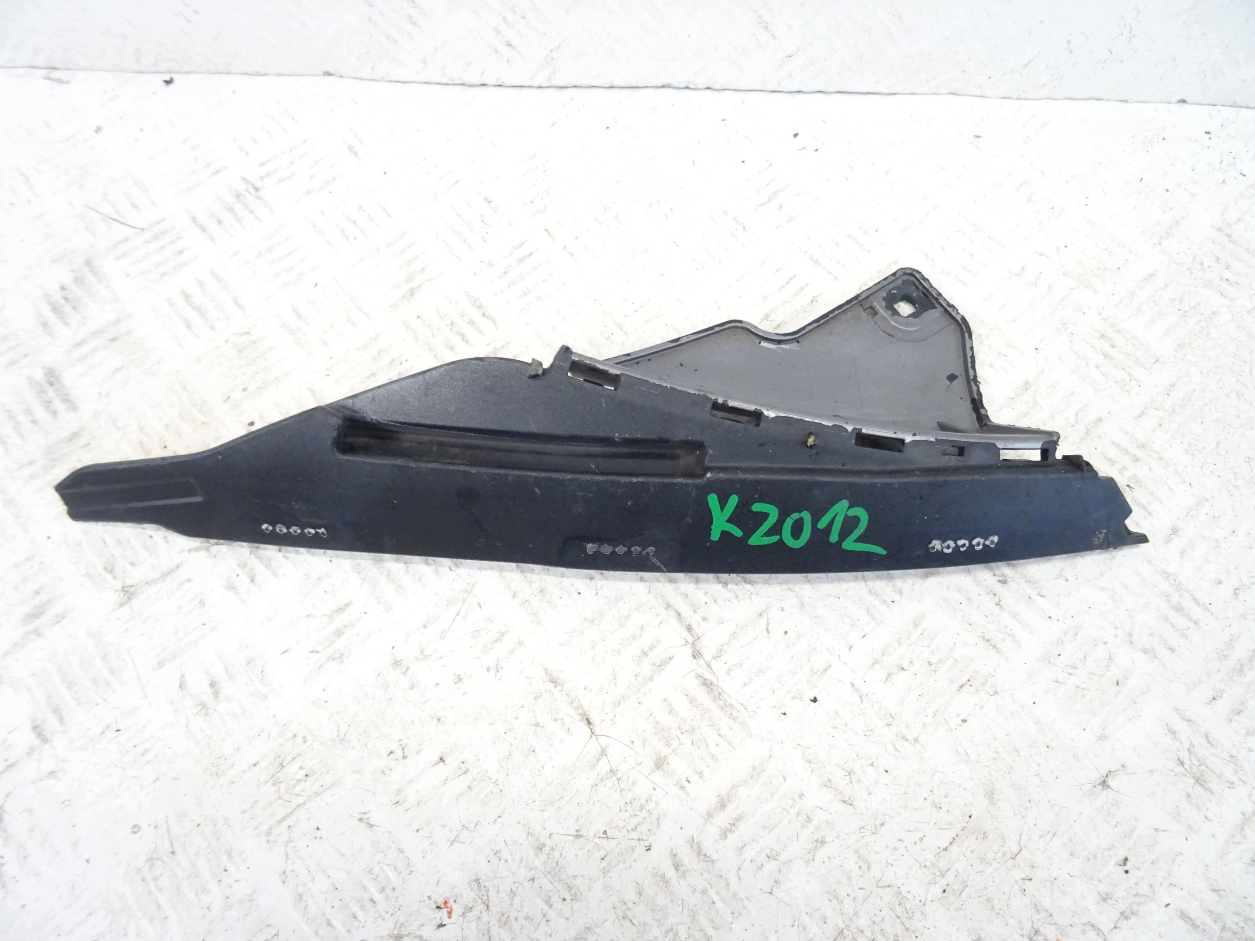 support holder of a bumper left front MERCEDES W247 A2478853102