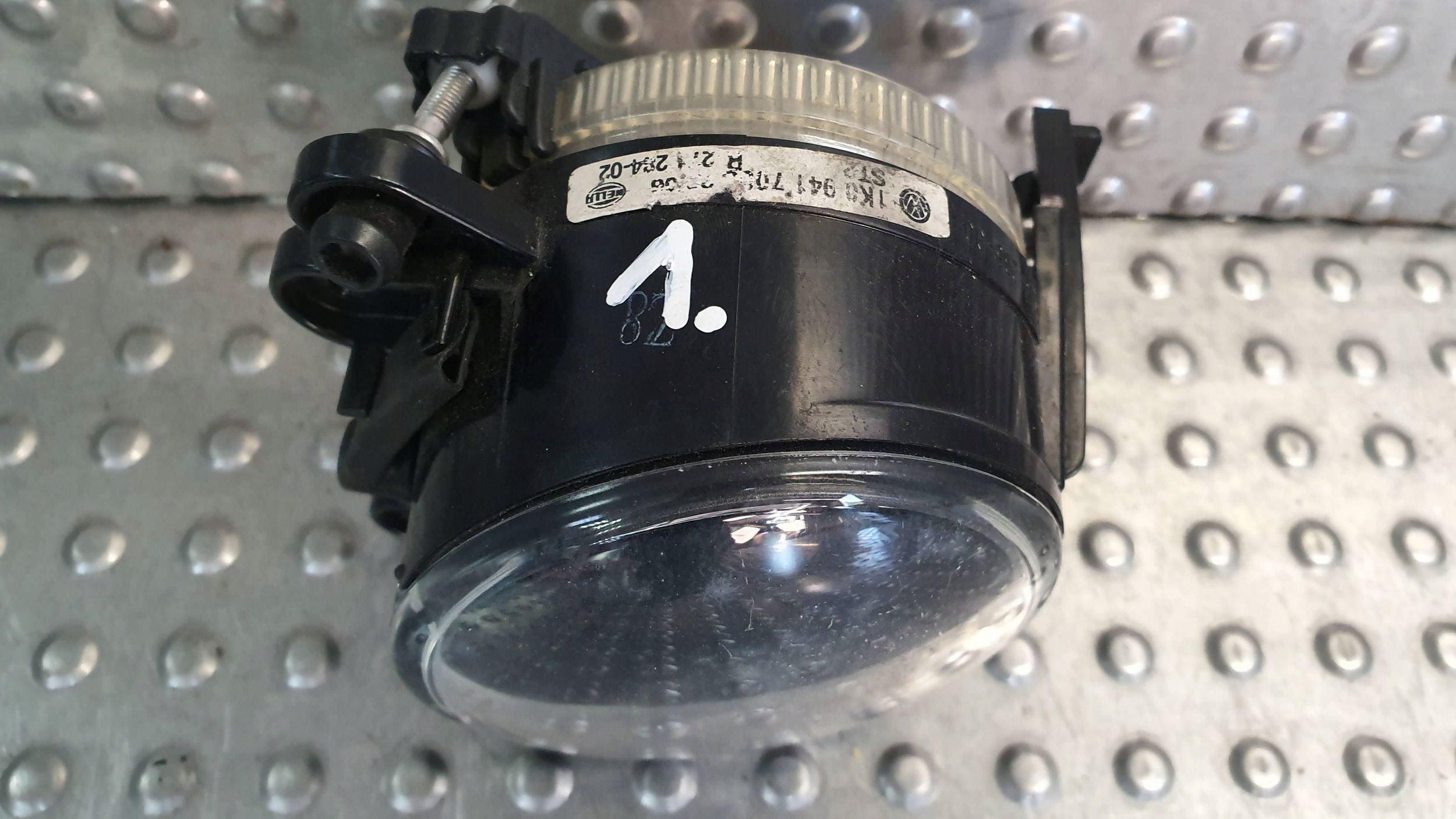 fog light right VW GOLF V 03- 1K0941700C