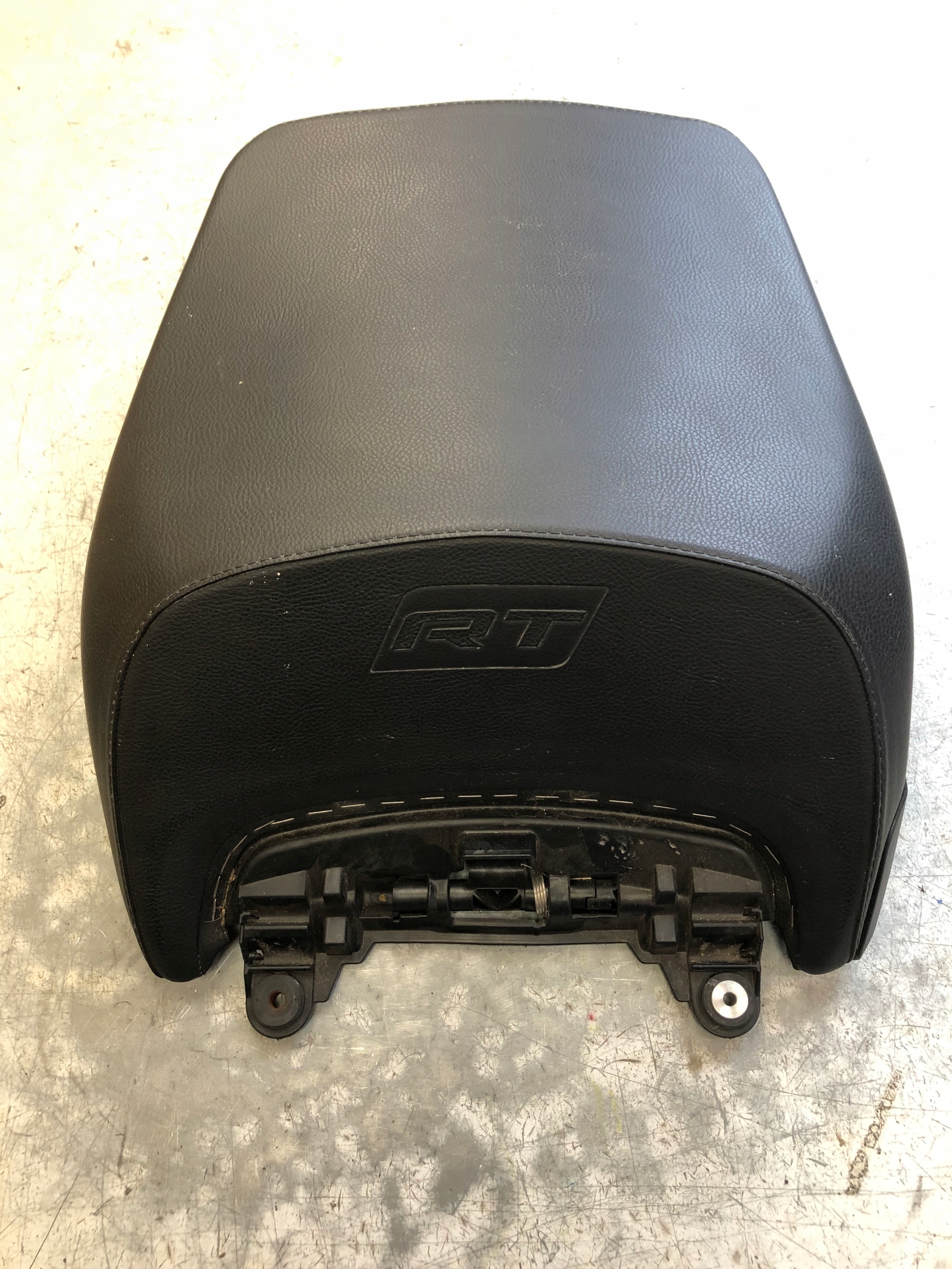 BMW R 1250 RT KANAPA SIEDZENIE PASAŻERA GRZANE Producent BMW oe