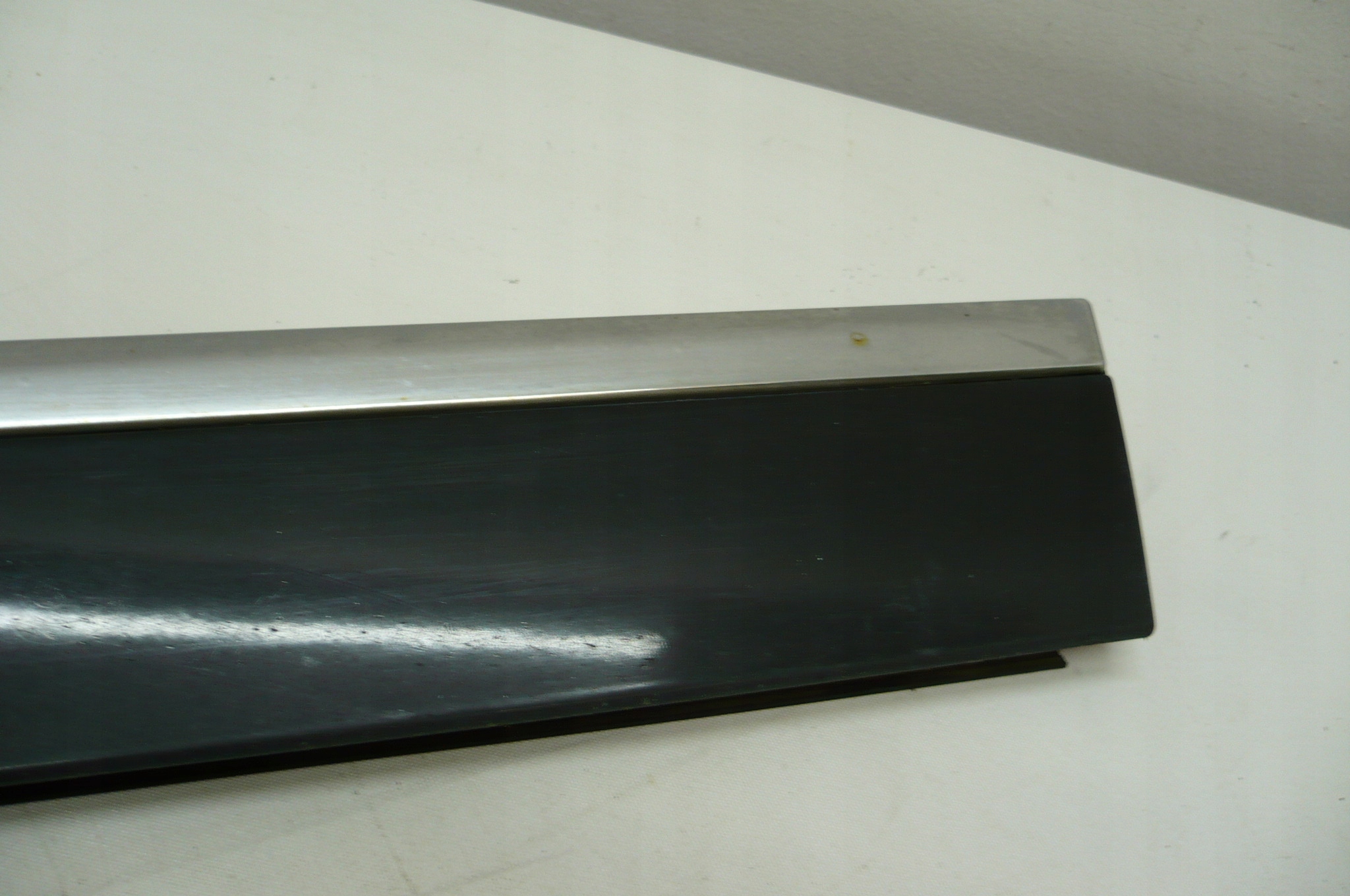 AUDI A6 C6 LIFT 08-11 moulding door right front CHROM