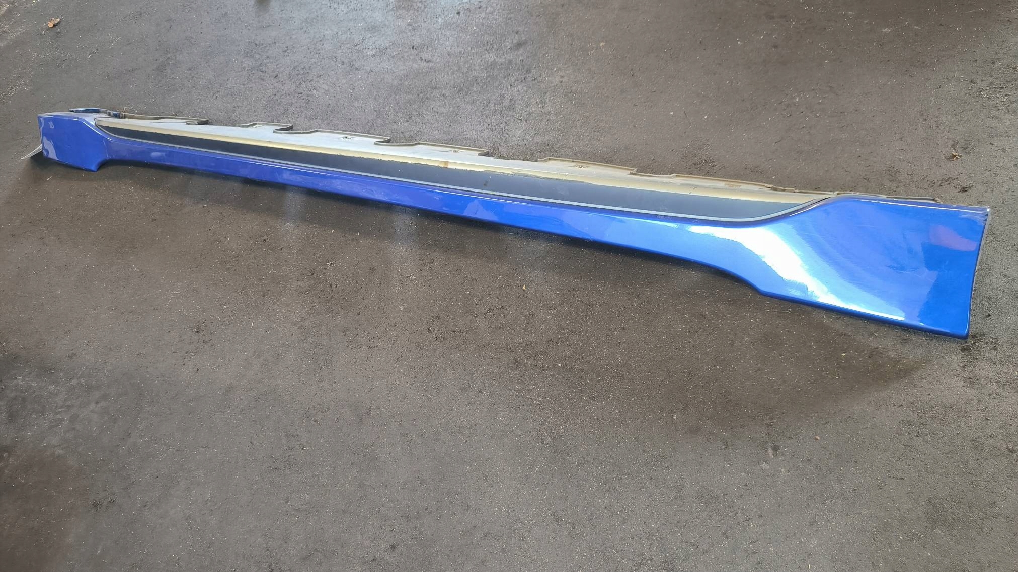 cap threshold right UU9 87754-2V500 HYUNDAI VELOSTER