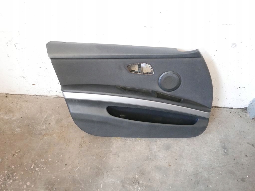 Бекон обивка левая передняя BMW E90 E91 универсал ЕС