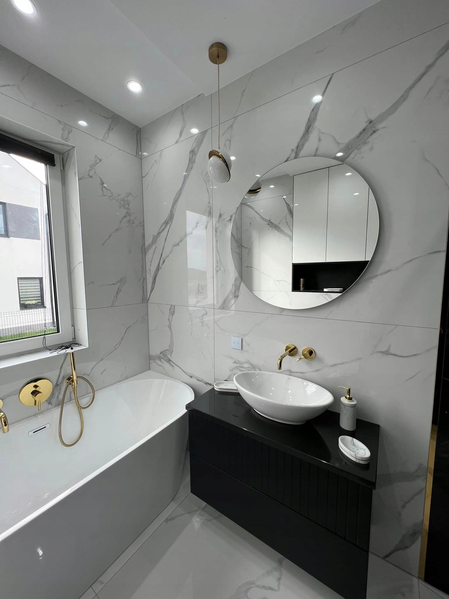 9d3aa5b74a1aafc5b6f4b122d03a