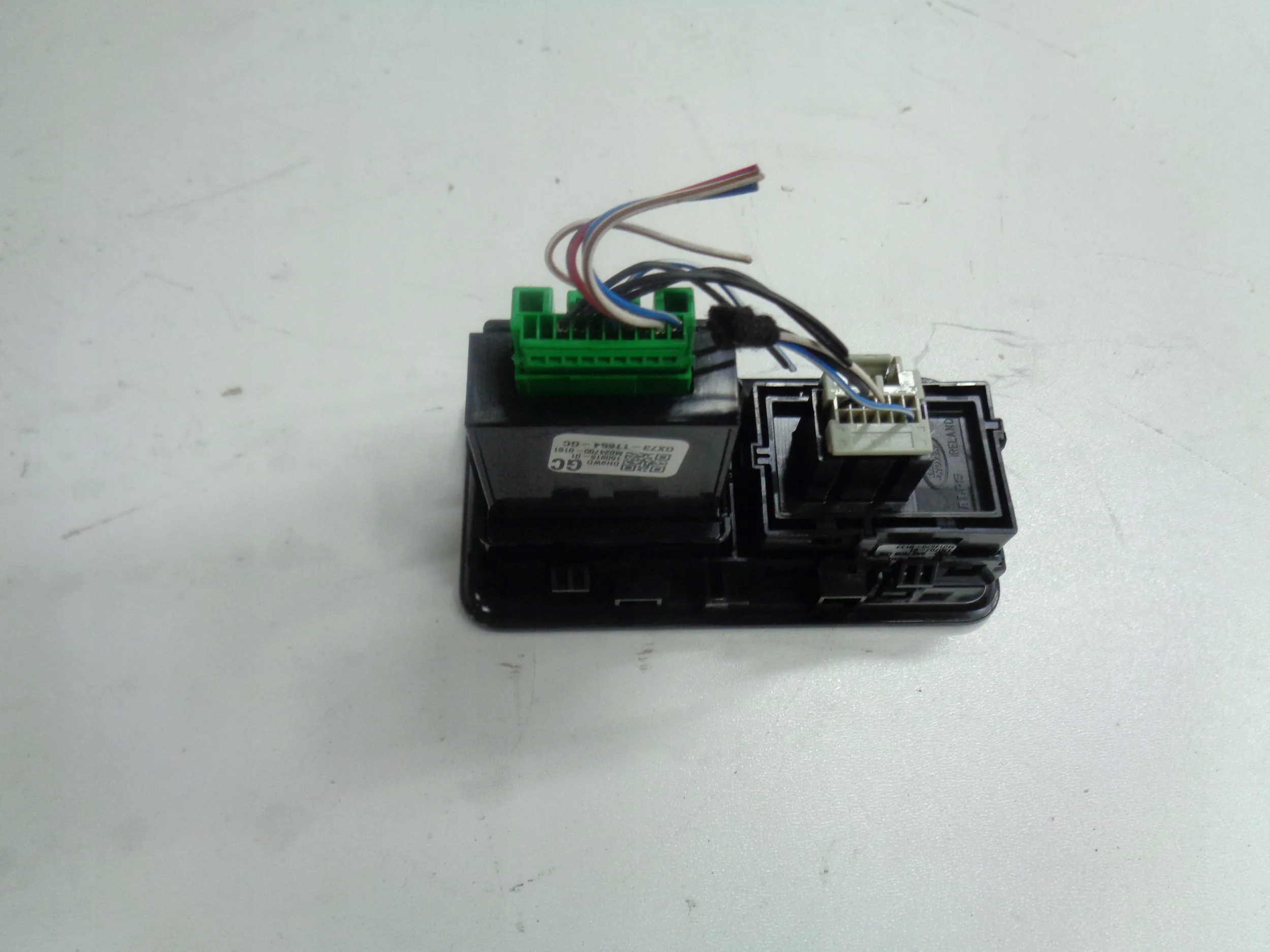 JAGUAR XE X760 PANEL switch supports RUCHU 16r