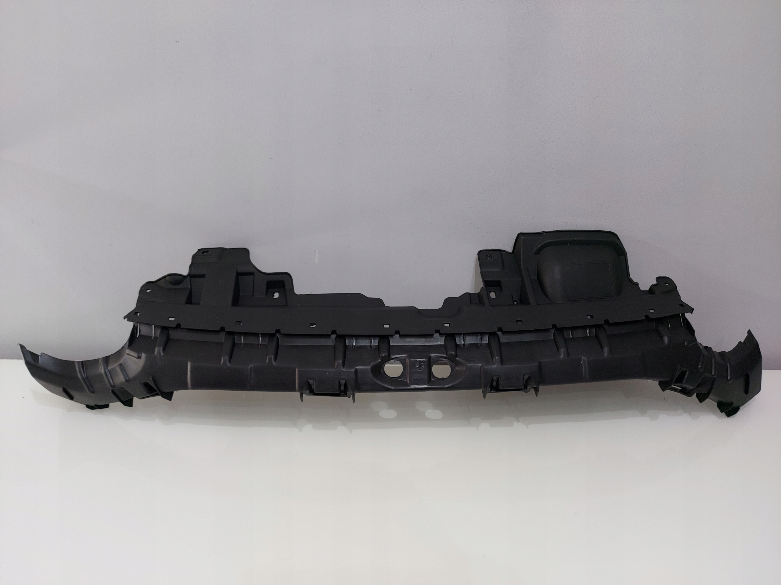 FIESTA MK7 13-17 LIFT NAKŁADKA OSŁONA PASA WZMOCNIENIE ZDERZAKA GÓRNE NOWE