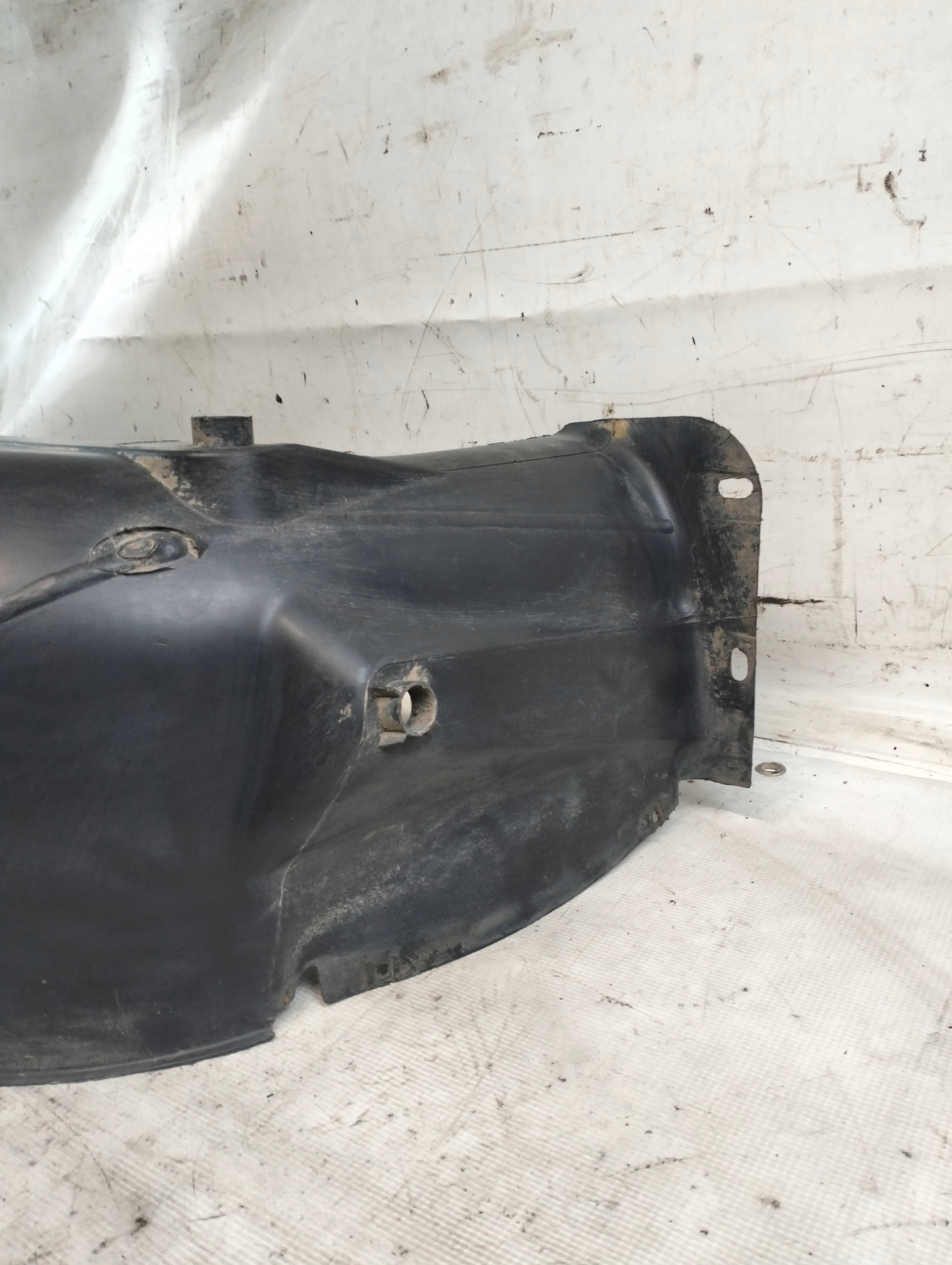 OPEL VIVARO A FL 2011r mudguard left rear part 91165342