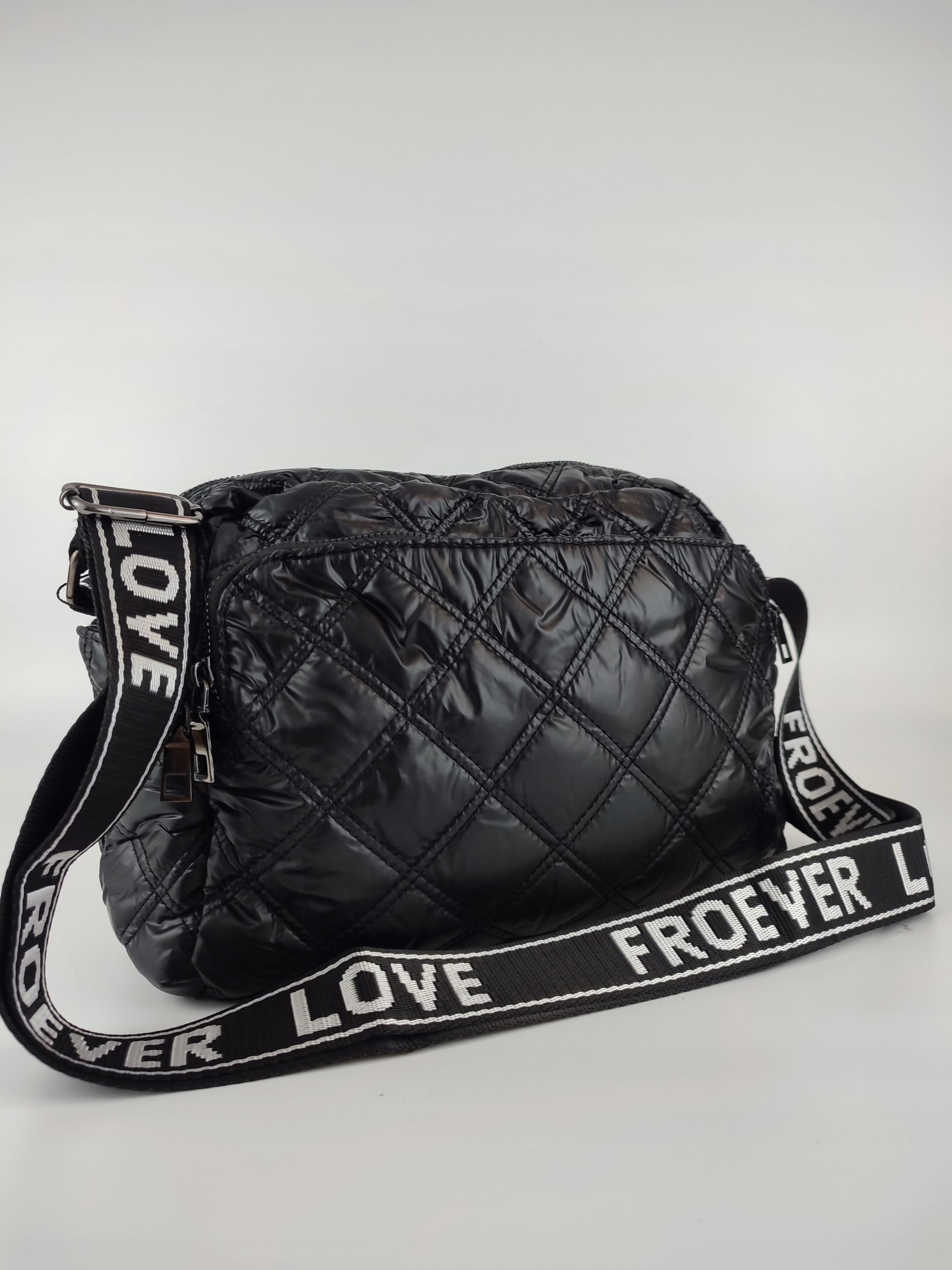 TOREBKA DAMSKA LISTONOSZKA - dużo kieszonek Model jednokomorowa