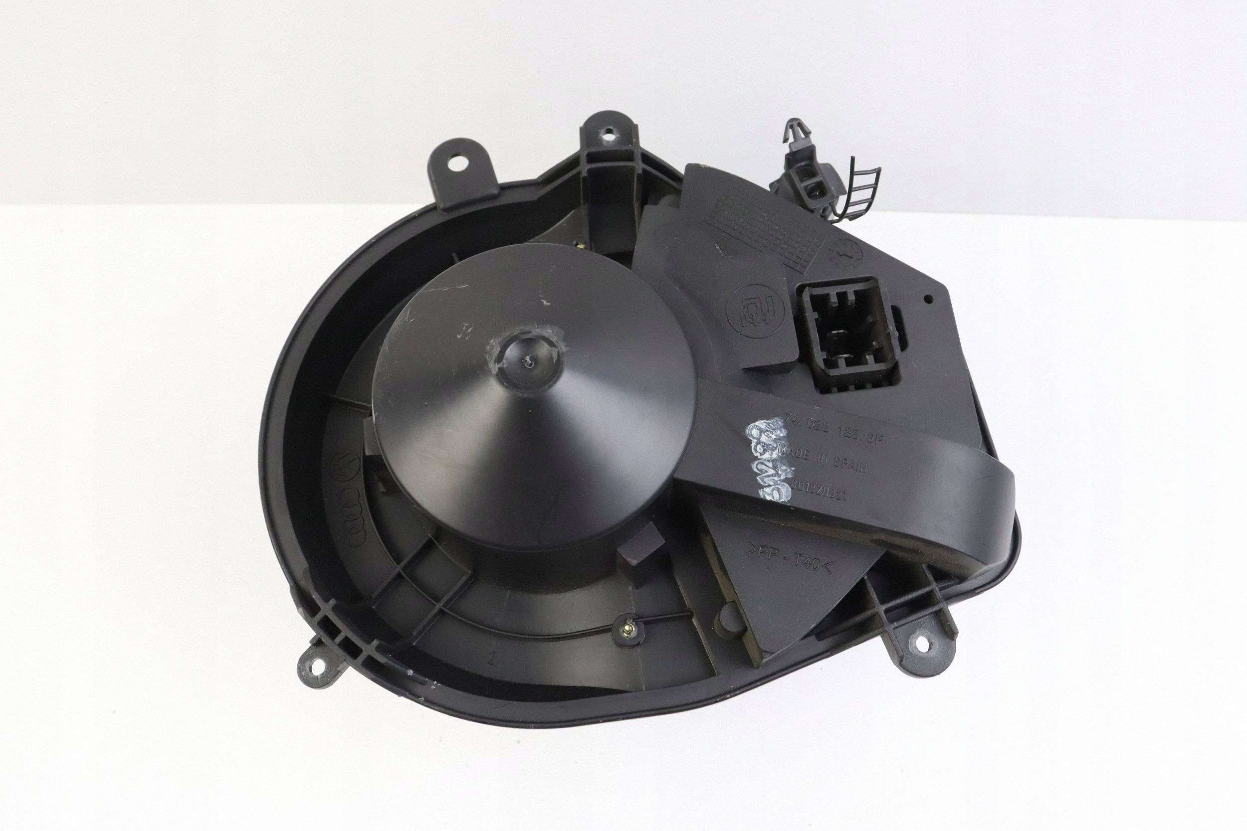 VW PASSAT B5 AUDI A4 B5 Lüfter DMUCHAWA des lüfters EUROPA 8D1820021