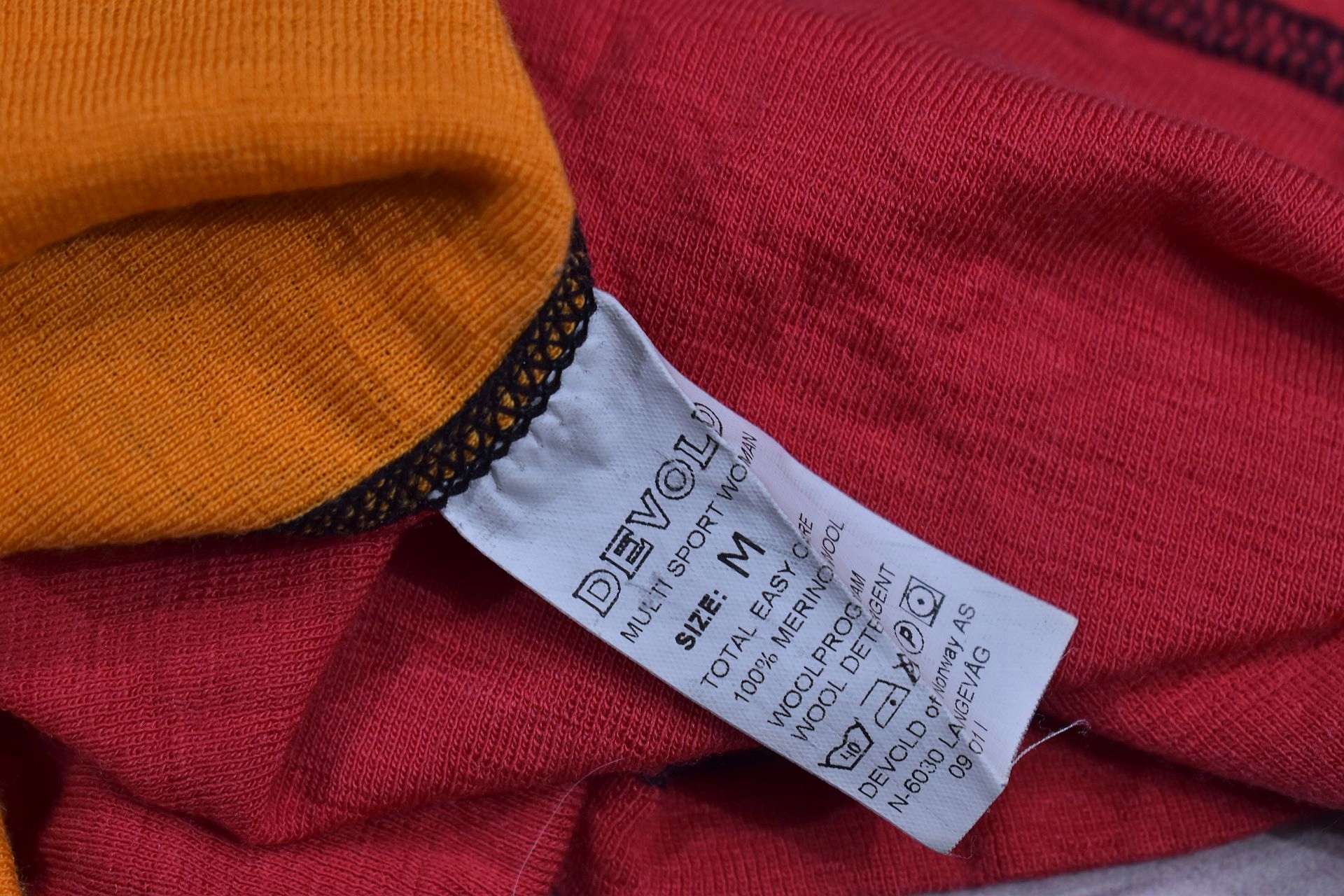 DEVOLD Merino Wool Wełniana Koszulka Trekkingowa M Kolekcja asd