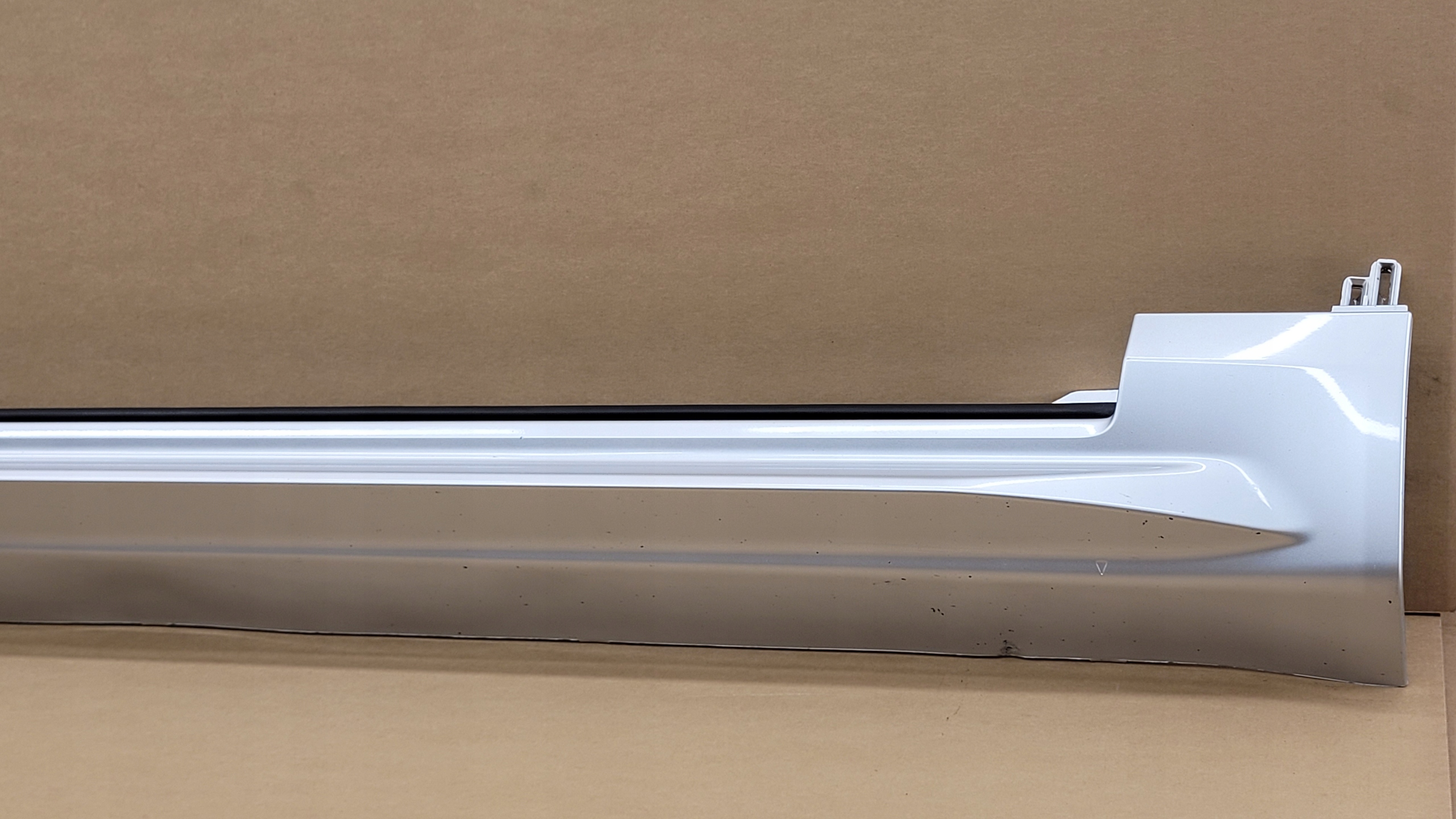right moulding cap threshold VOLVO XC90 II 2015- colour 711