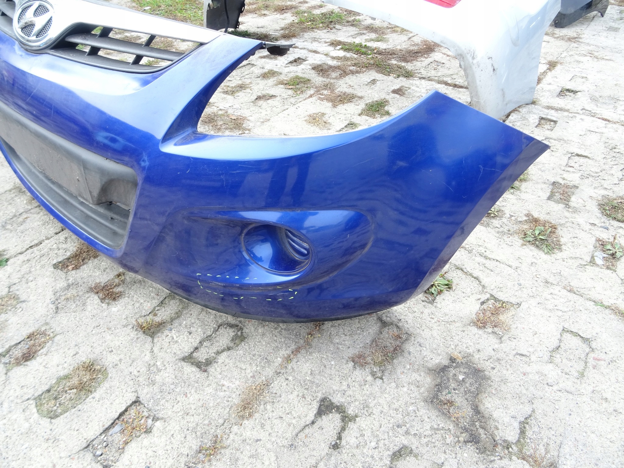 HYUNDAI I20 a nárazník předek přední