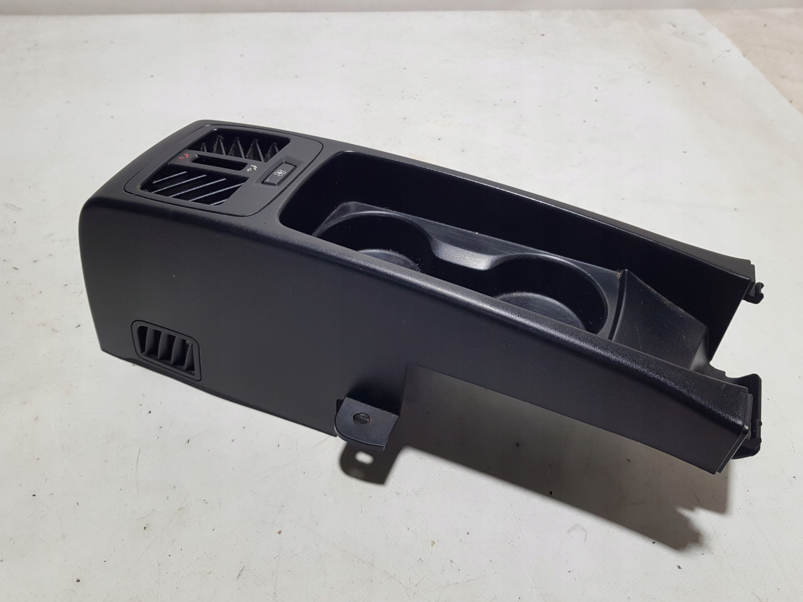 passenger compartment bracket for KUBKI BMW X5 E70 rear part rear grid