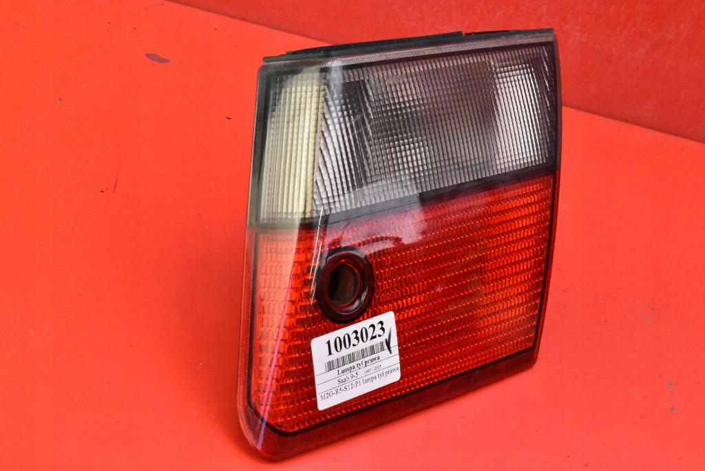 light right rear part rear SAAB 9-5 1 and sedan 97-05