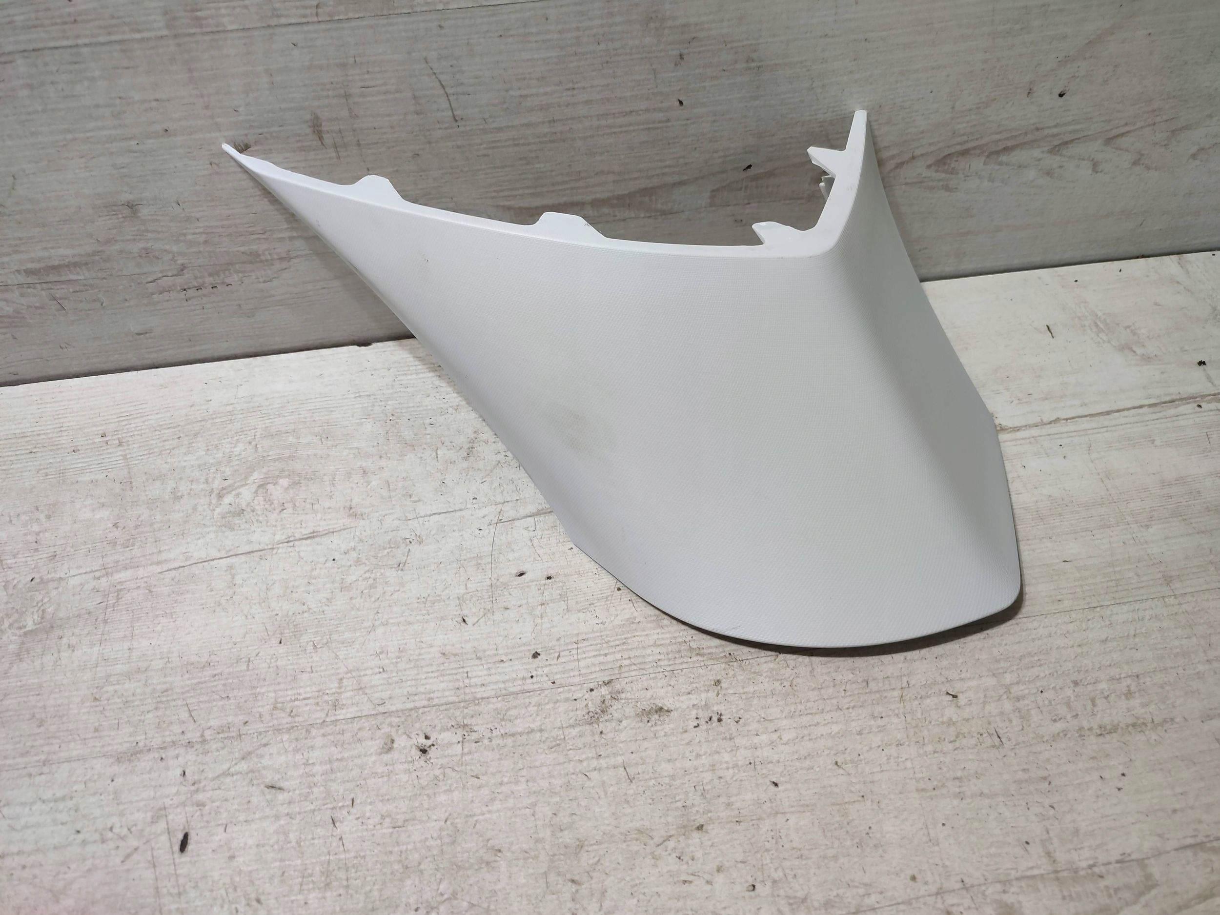 Peugeot 308 2019 cover upper slupka / D