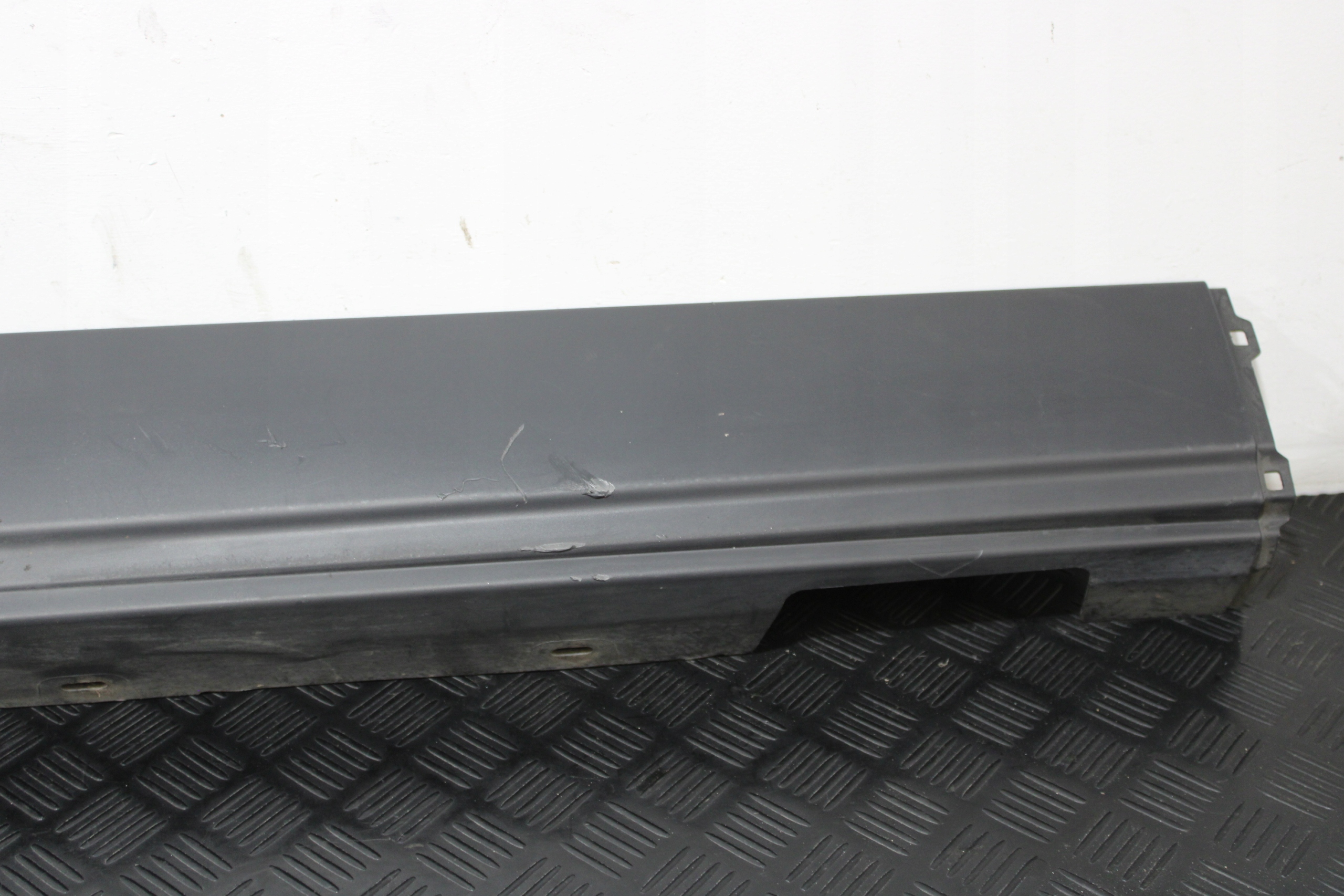 cap threshold threshold left CPLA-101D57-AD LAND ROVER DISCOVERY V 5 L462