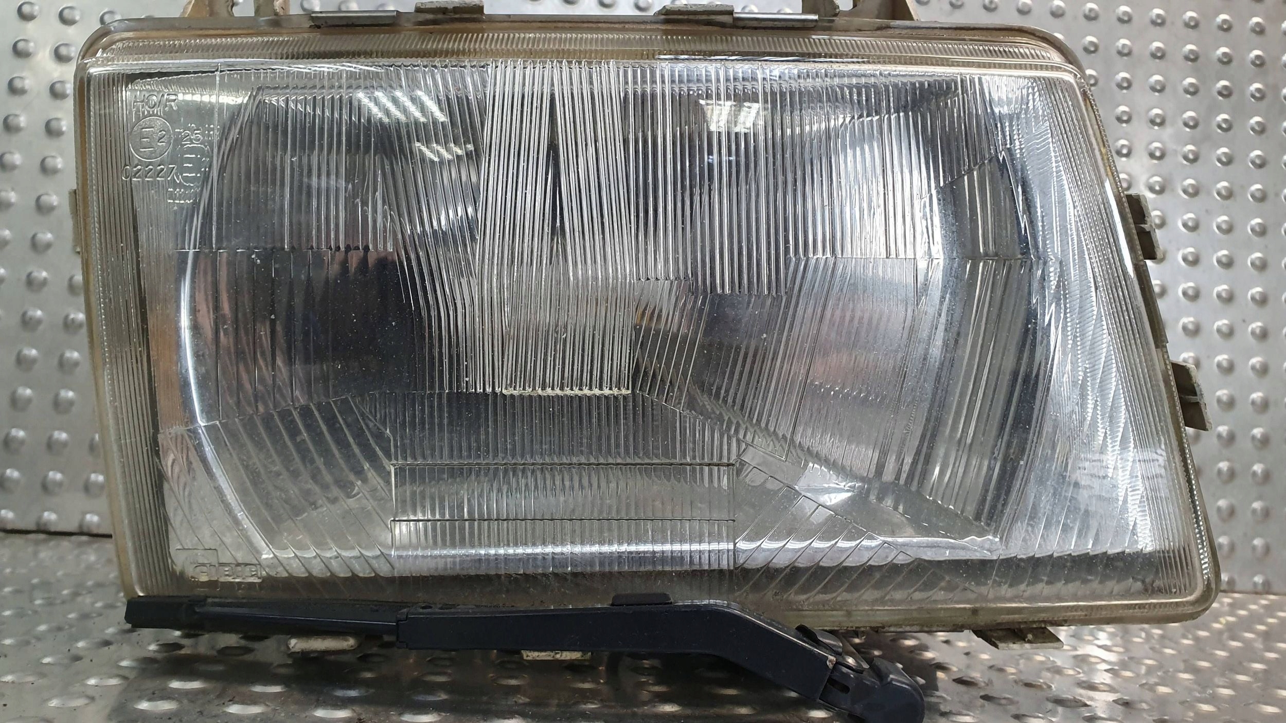 light front right SAAB 9000 84