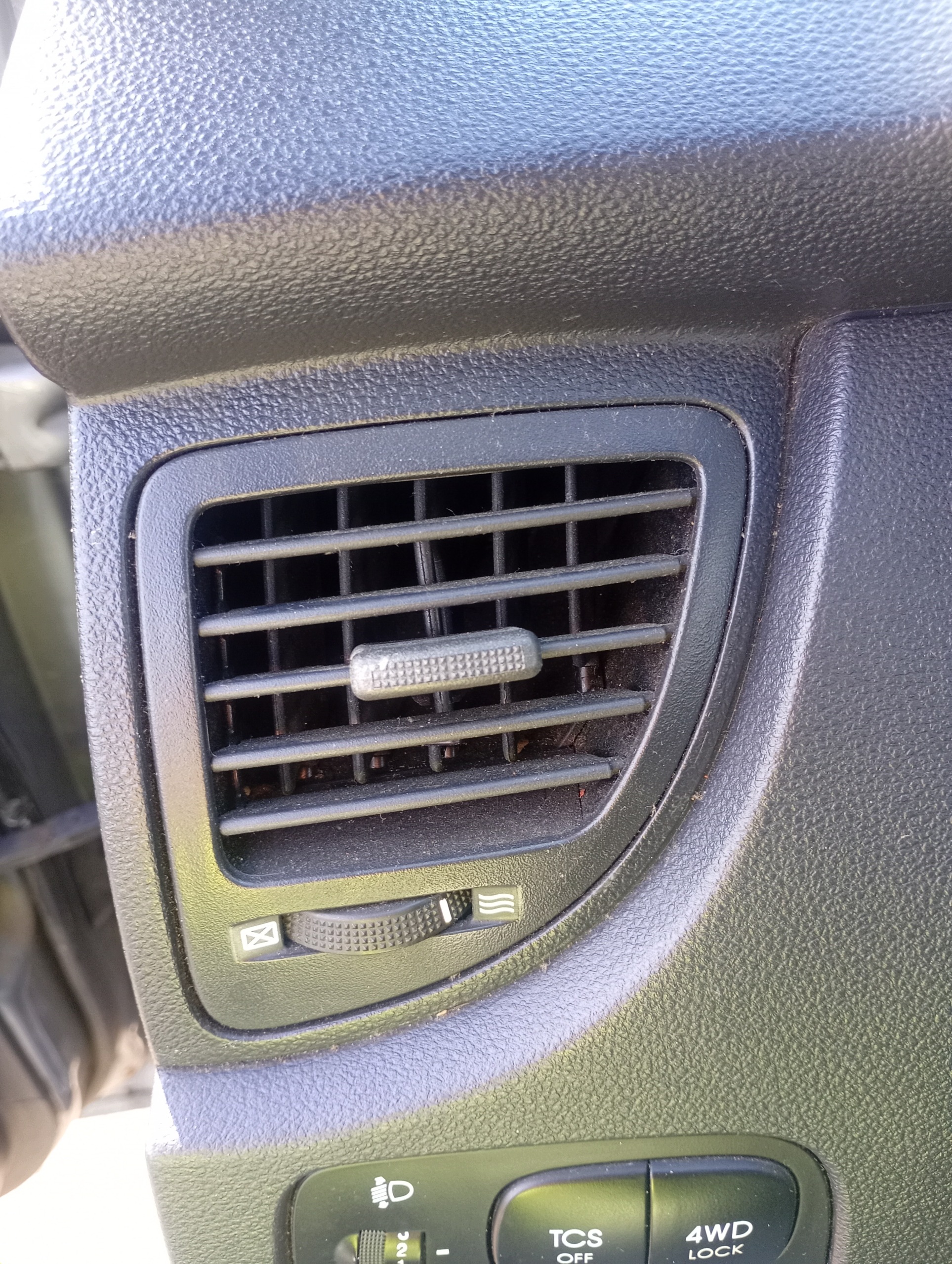 grid air conditioning devices air left driver´s Kia Sportage 2 II 04-10