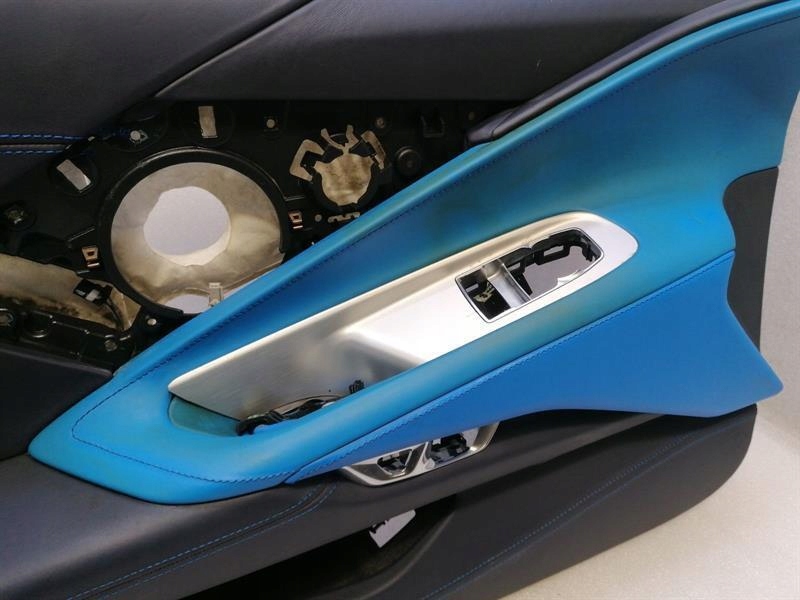 Chevrolet CORVETTE C8 84868809