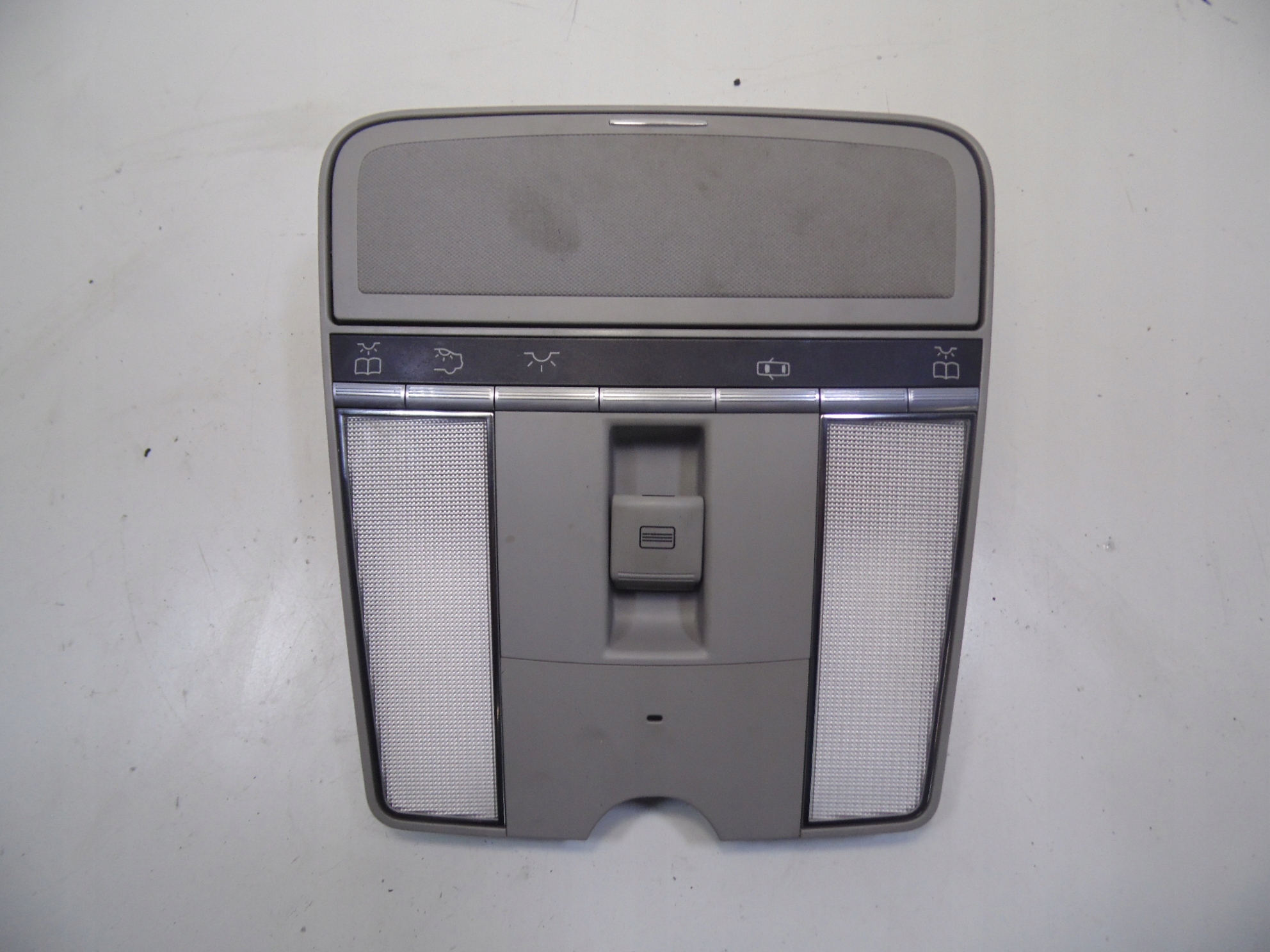 Лампа освещения MERCEDES W221 W216 2218706895