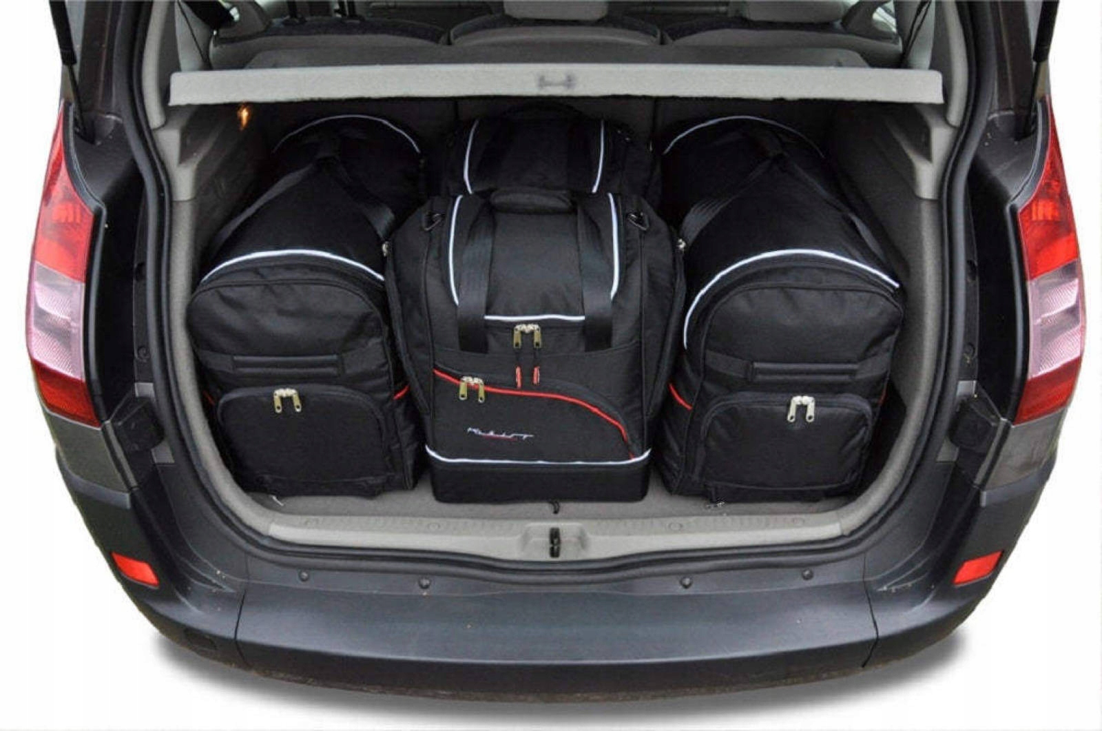 J&j Automotive Sada 4ks cestovných tašiek Sport pre Renault Scenic 2003-20
