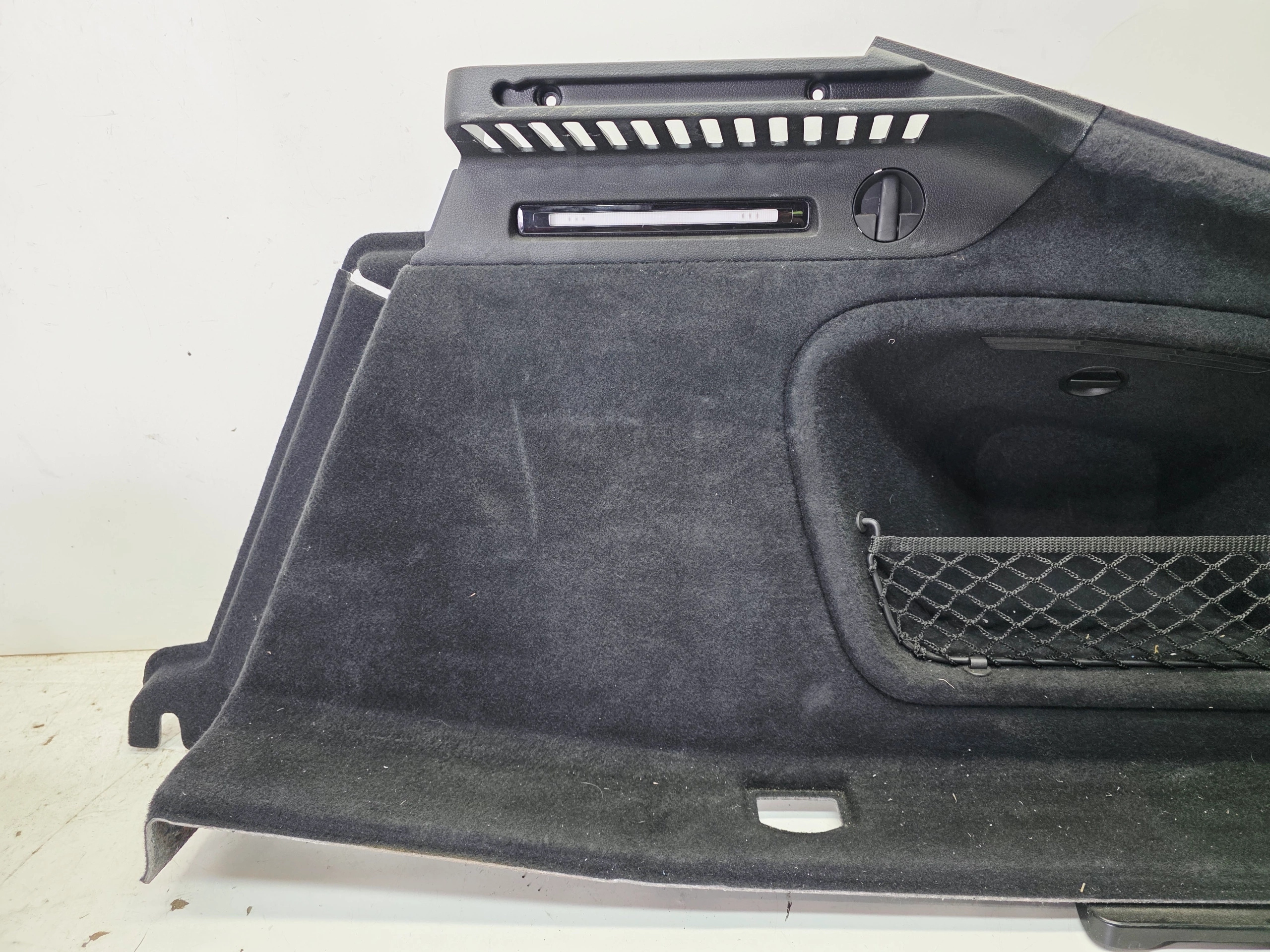 boot upholstery right rear part AUDI A5 8W SPORTBACK 8W8863880D KTH