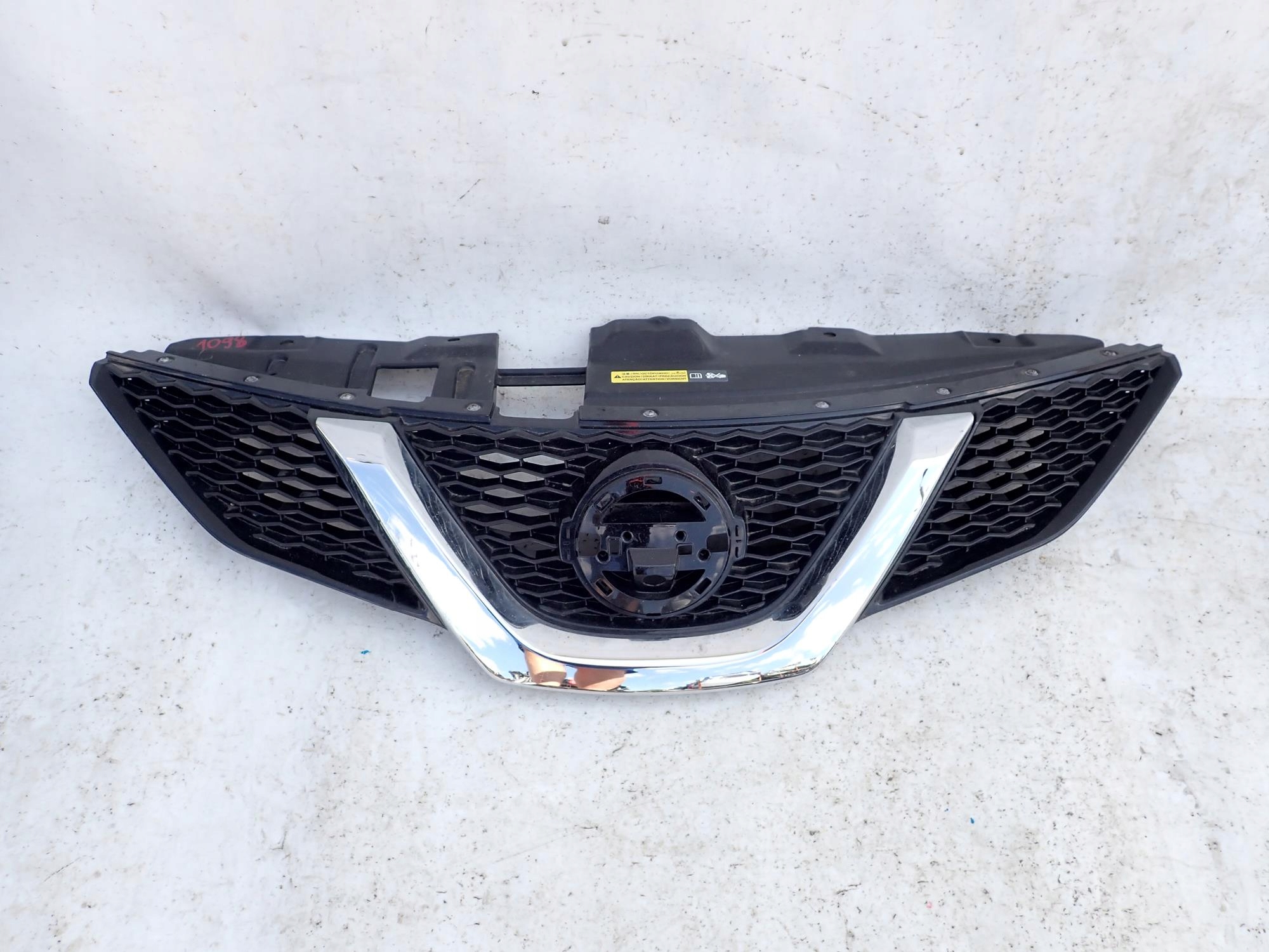 NISSAN QASHQAI II 2 13-17 Grill Grill
