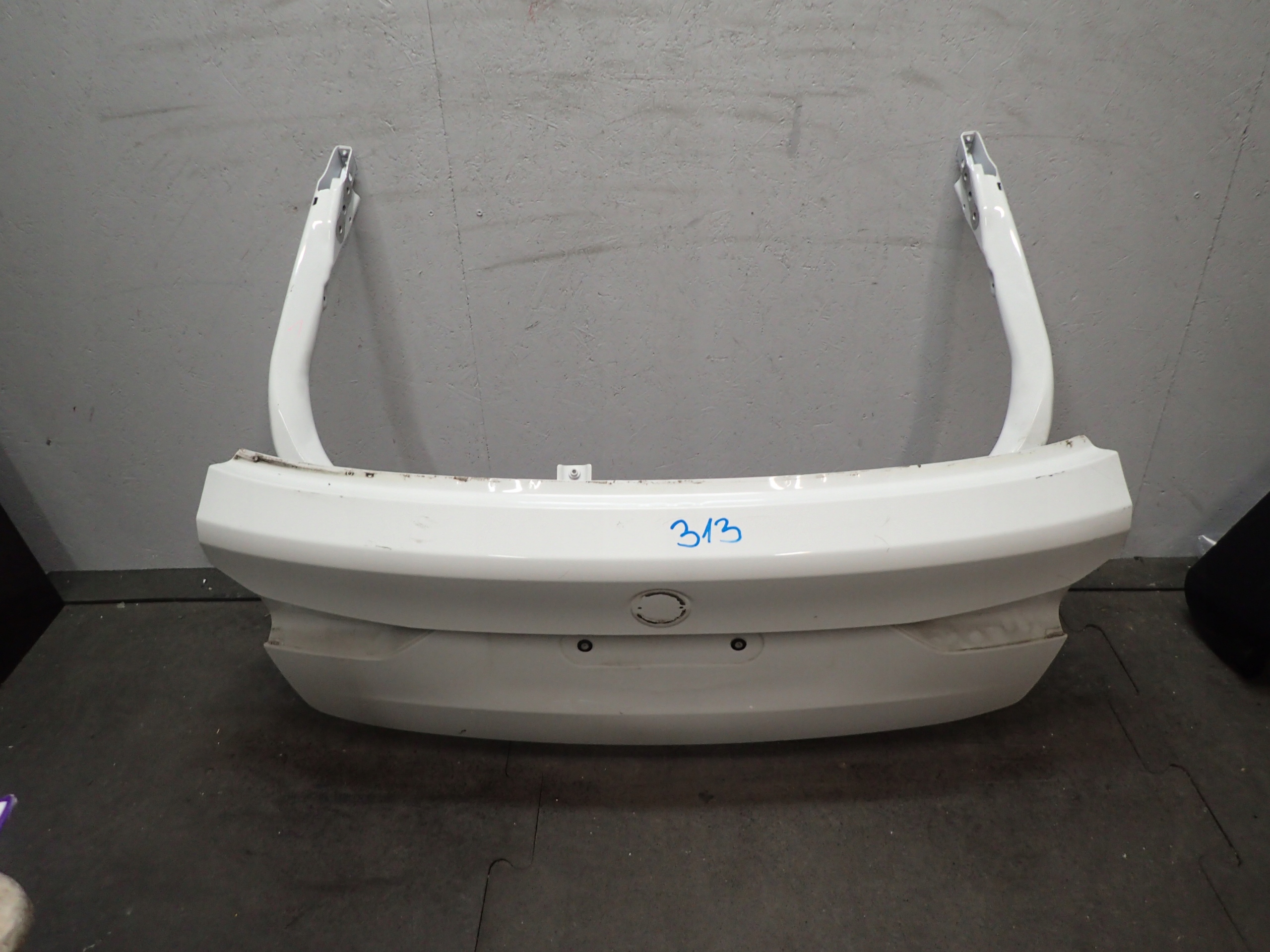 KLAPA TYŁ BMW 5 V G31 KOMBI