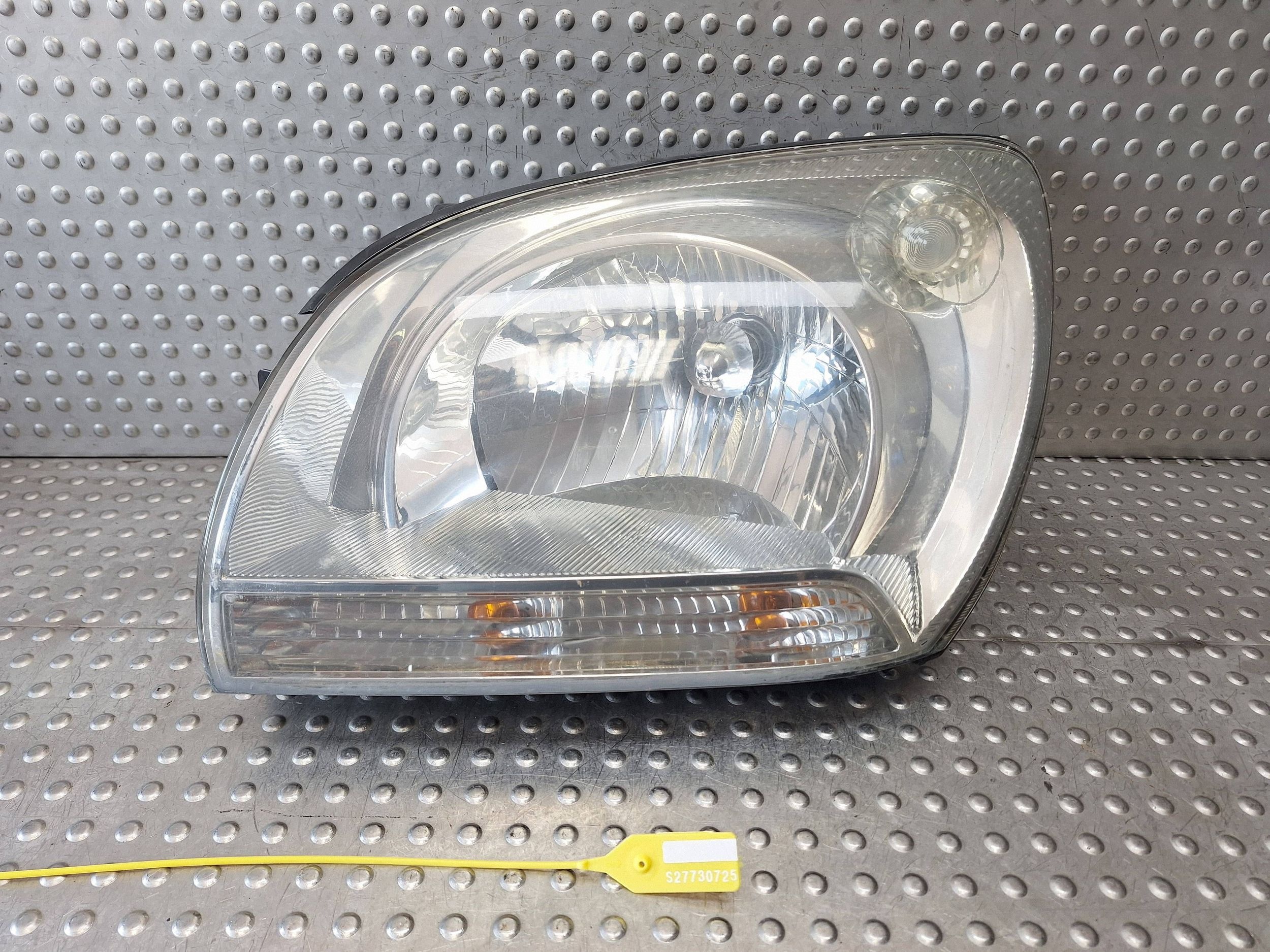 light front left KIA SPORTAGE II 04-07 EU