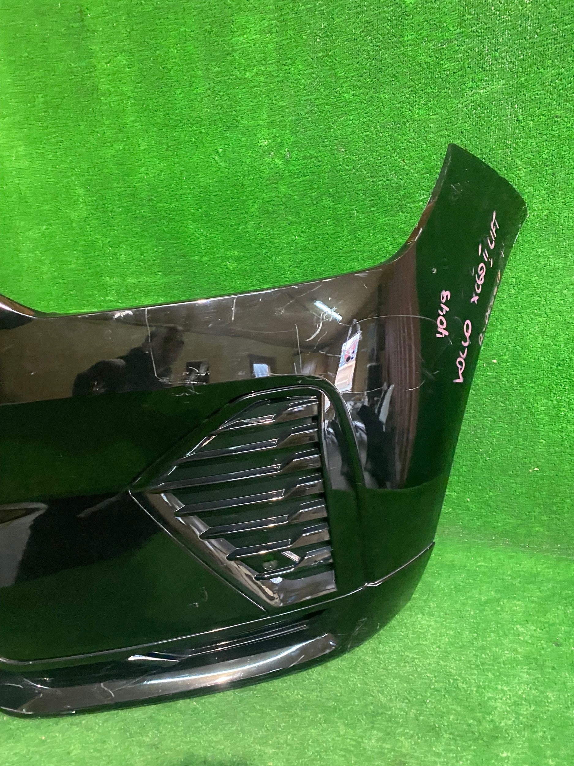 front bumper front VOLVO XC60 II R-design LIFT NR.Z4049
