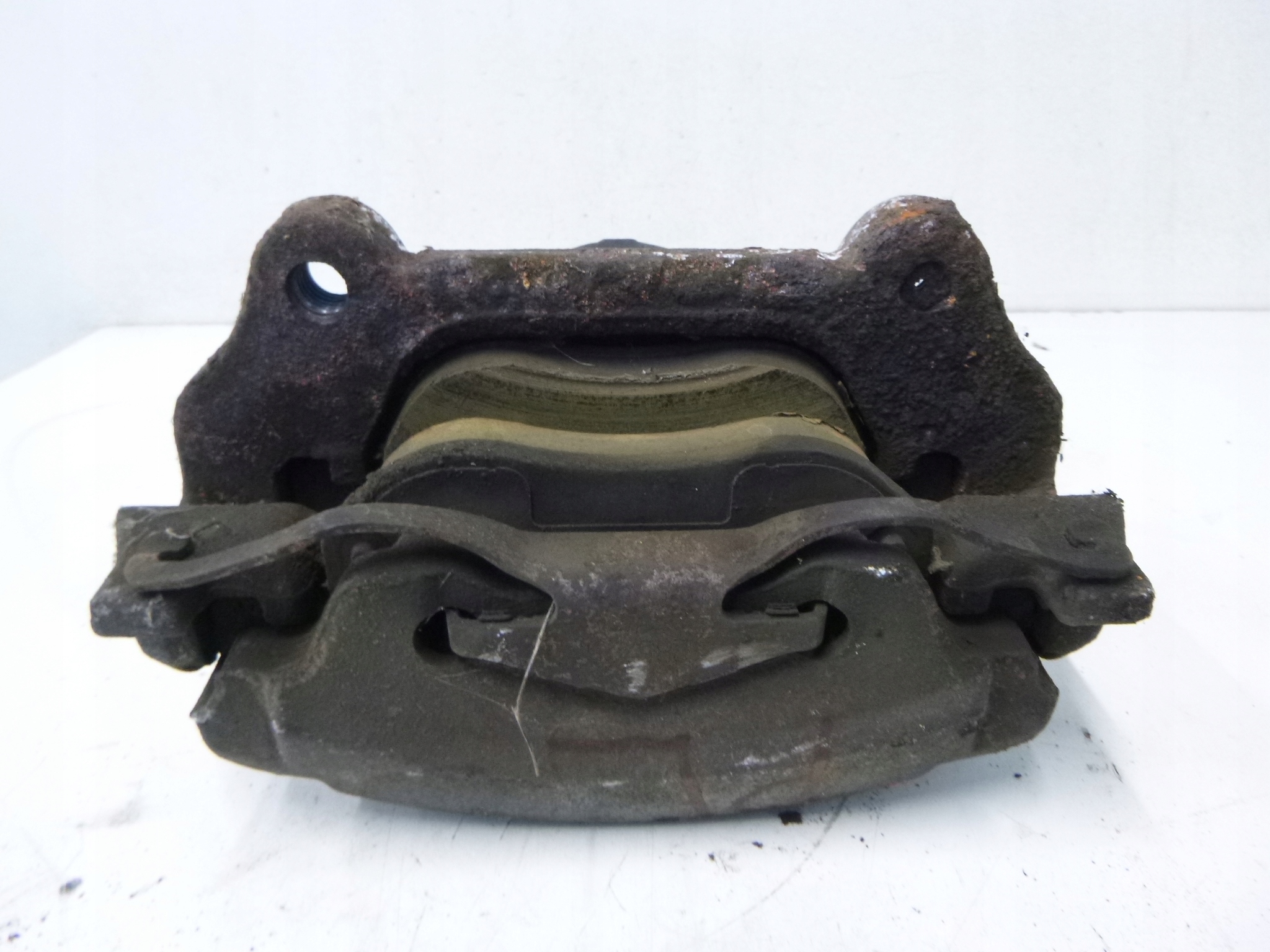 caliper brake front Opel Signum 2.2 2003