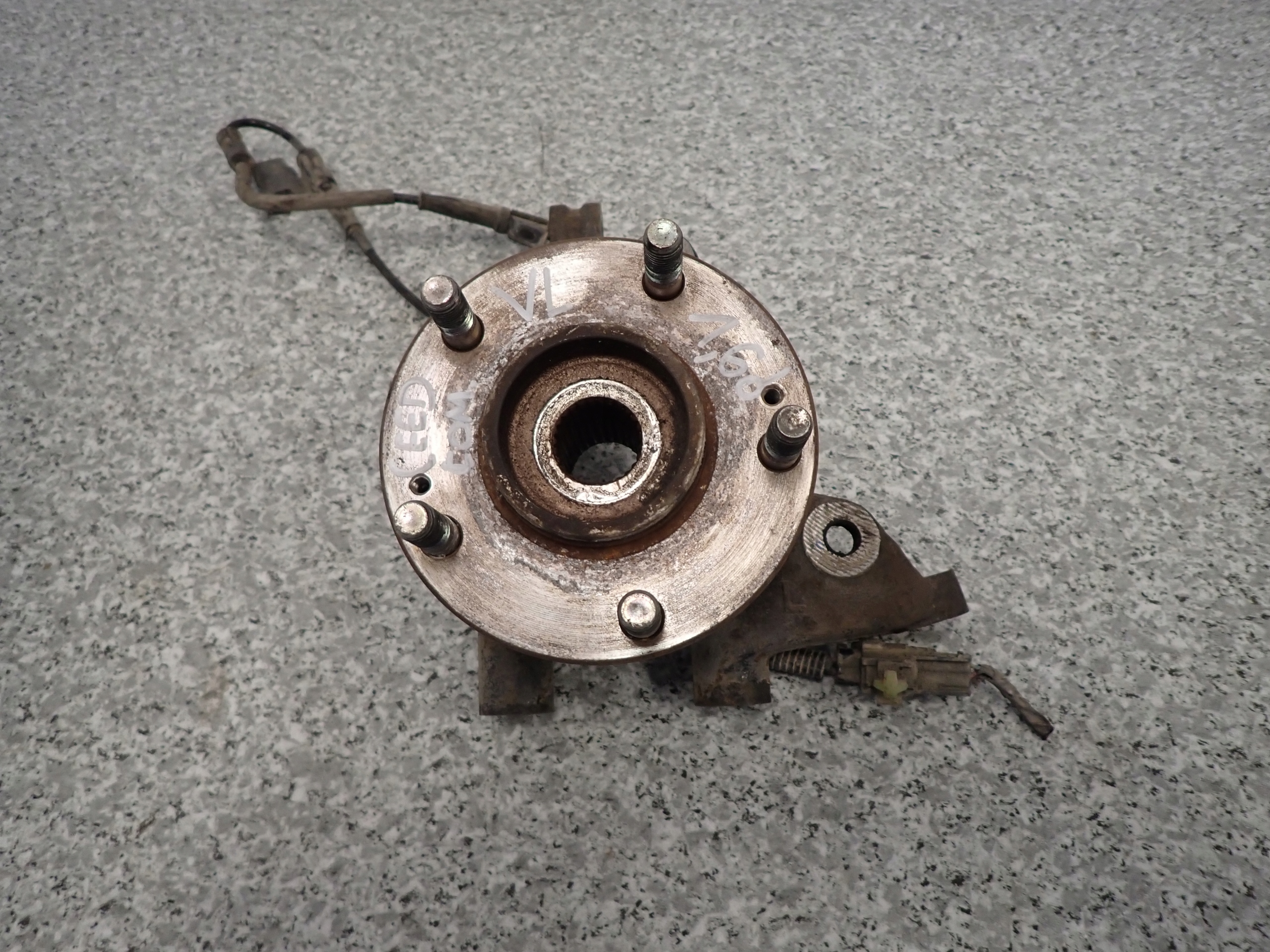 KIA CEED 06-09 1.6 CRDI ZWROTNICA PRZEDNIA LEWA