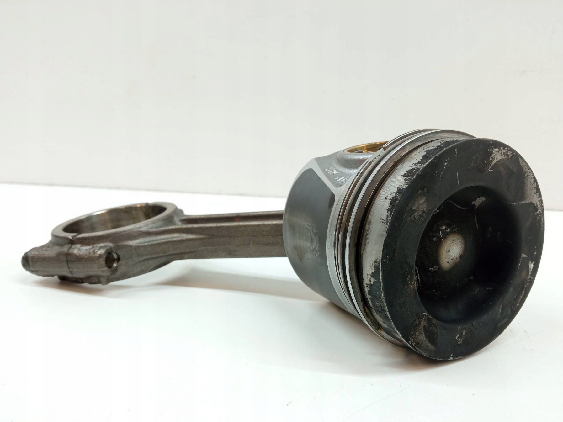 piston 0811W 2.0 TDI VW Volkswagen Caddy III (2003- )
