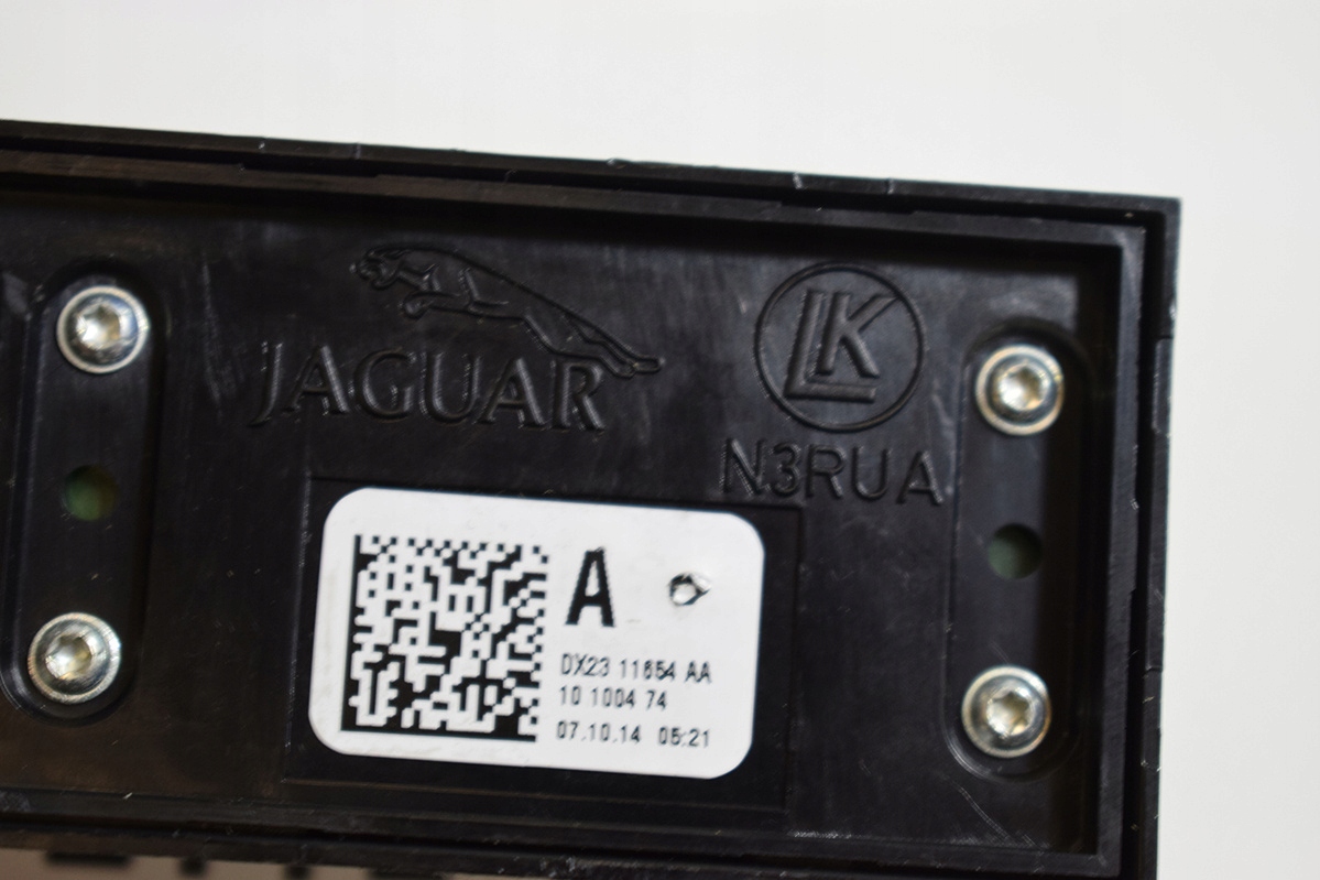 PANEL luci del cofano JAGUAR XF DX23 11654 AA