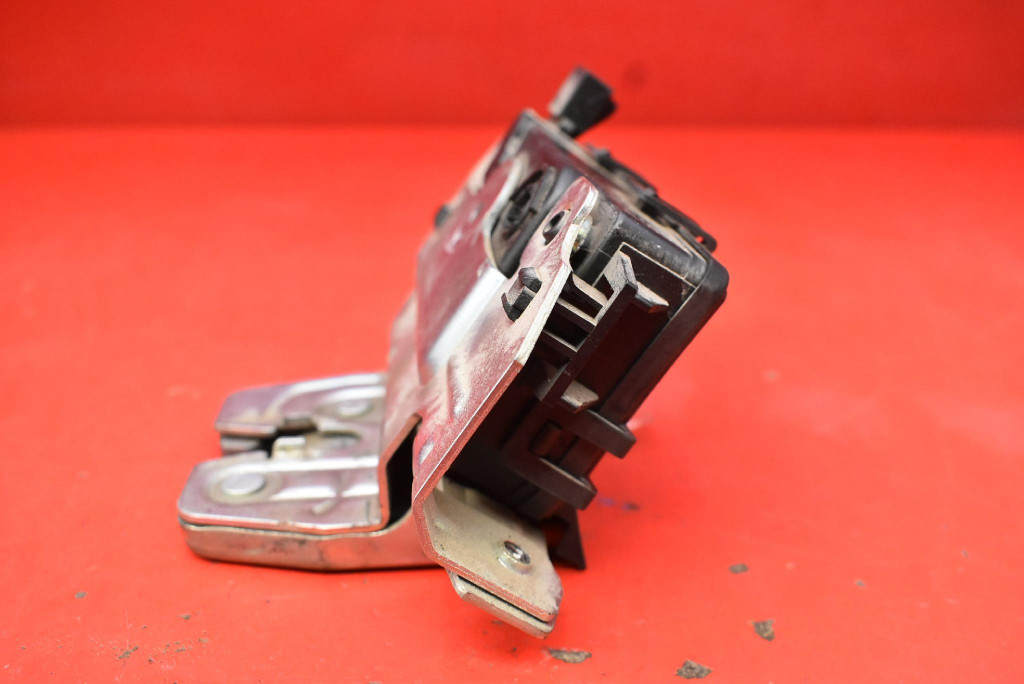 lock bonnet rear part boot 13117285 OPEL ZAFIRA B 05-10