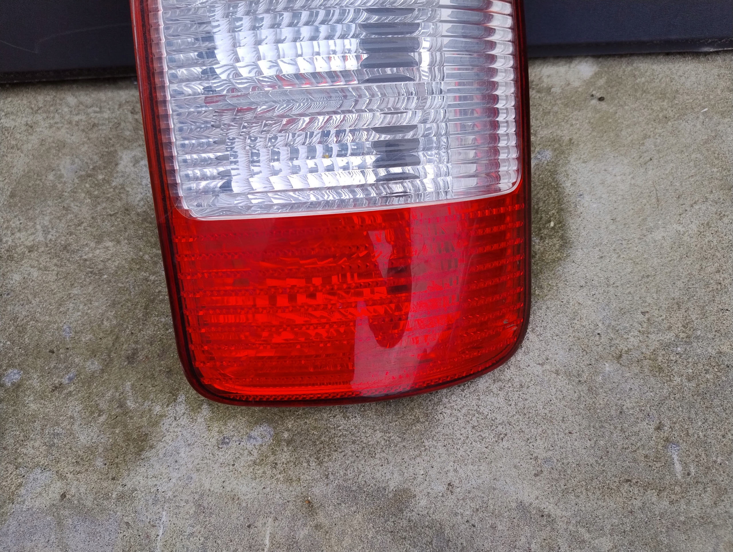 light right rear part right rear Volkswagen Caddy III 4VEX-13A602-AA
