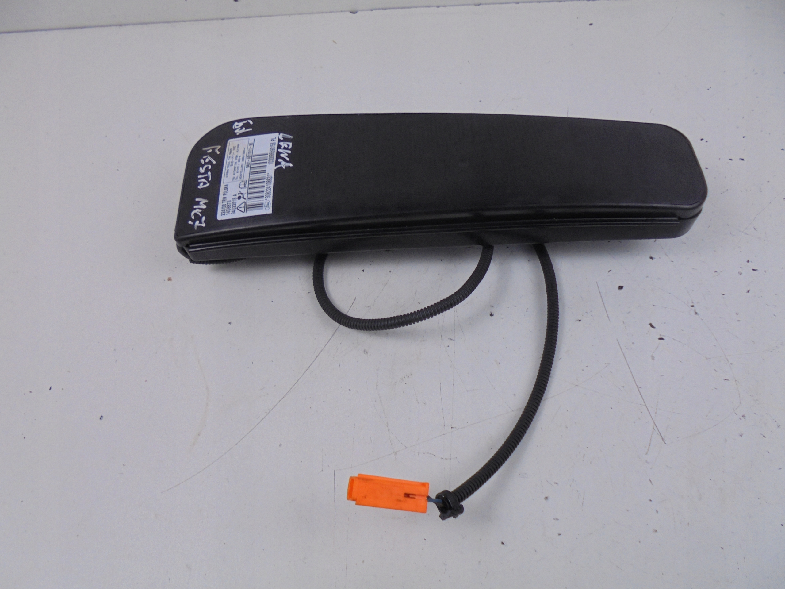 PODUSZKA FOTELA LEWA 8A61-A611D11-BC FORD FIESTA MK7