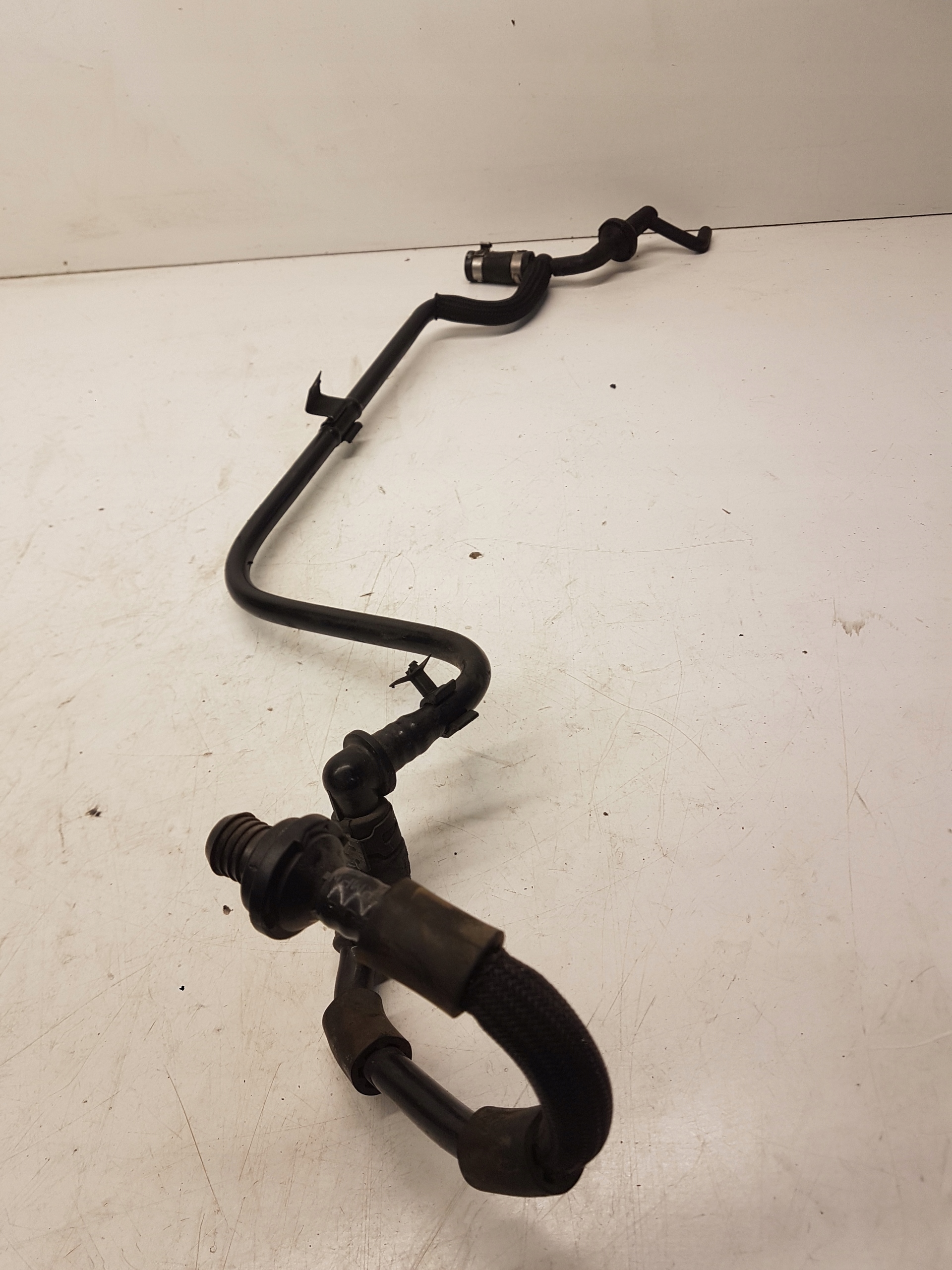 SCHLAUCH SENSOR UNTERDRUCK AUDI A4 B8A5 06E133773Q