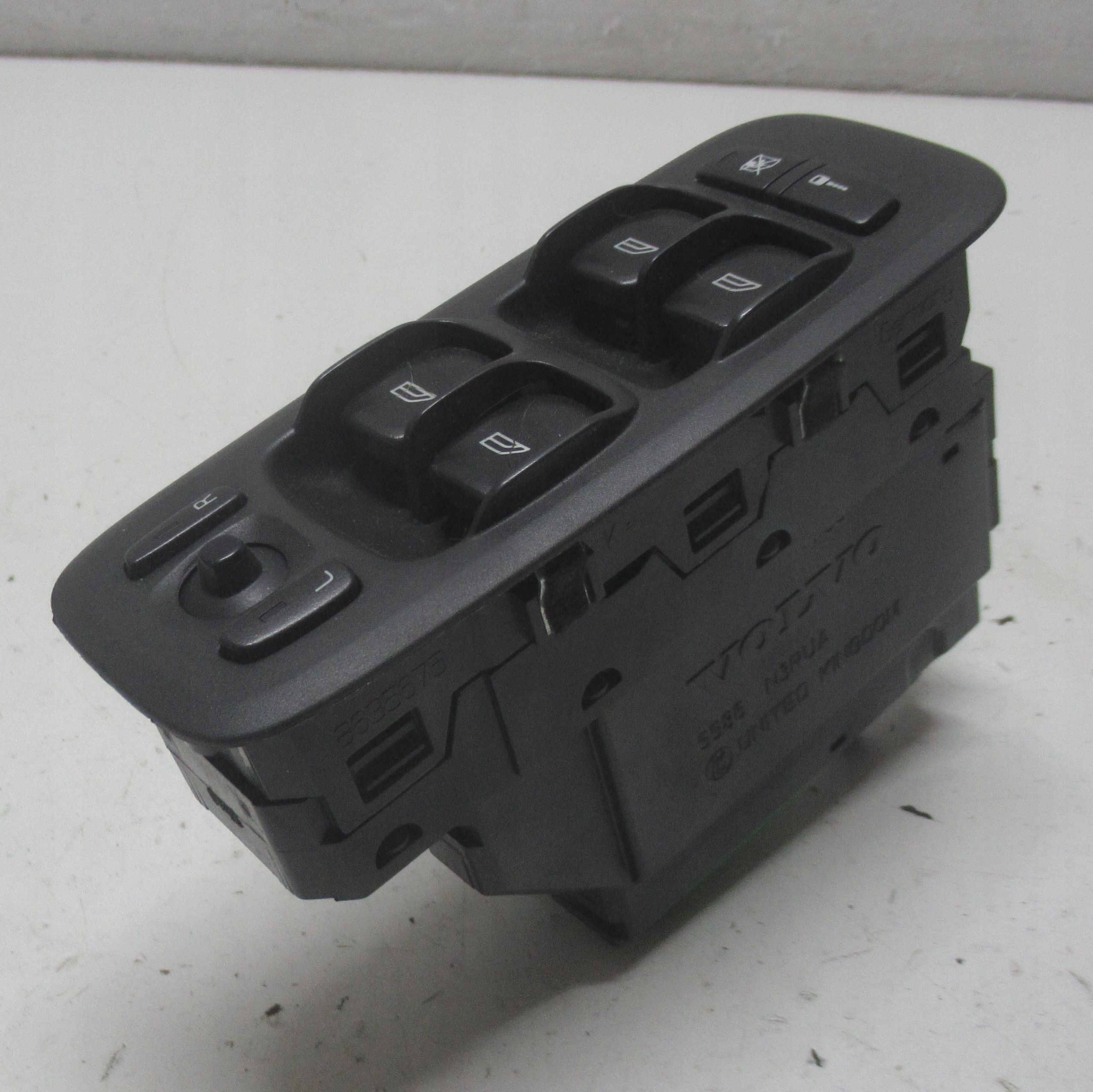 VOLVO XC90 10R control panel of the window 31334464