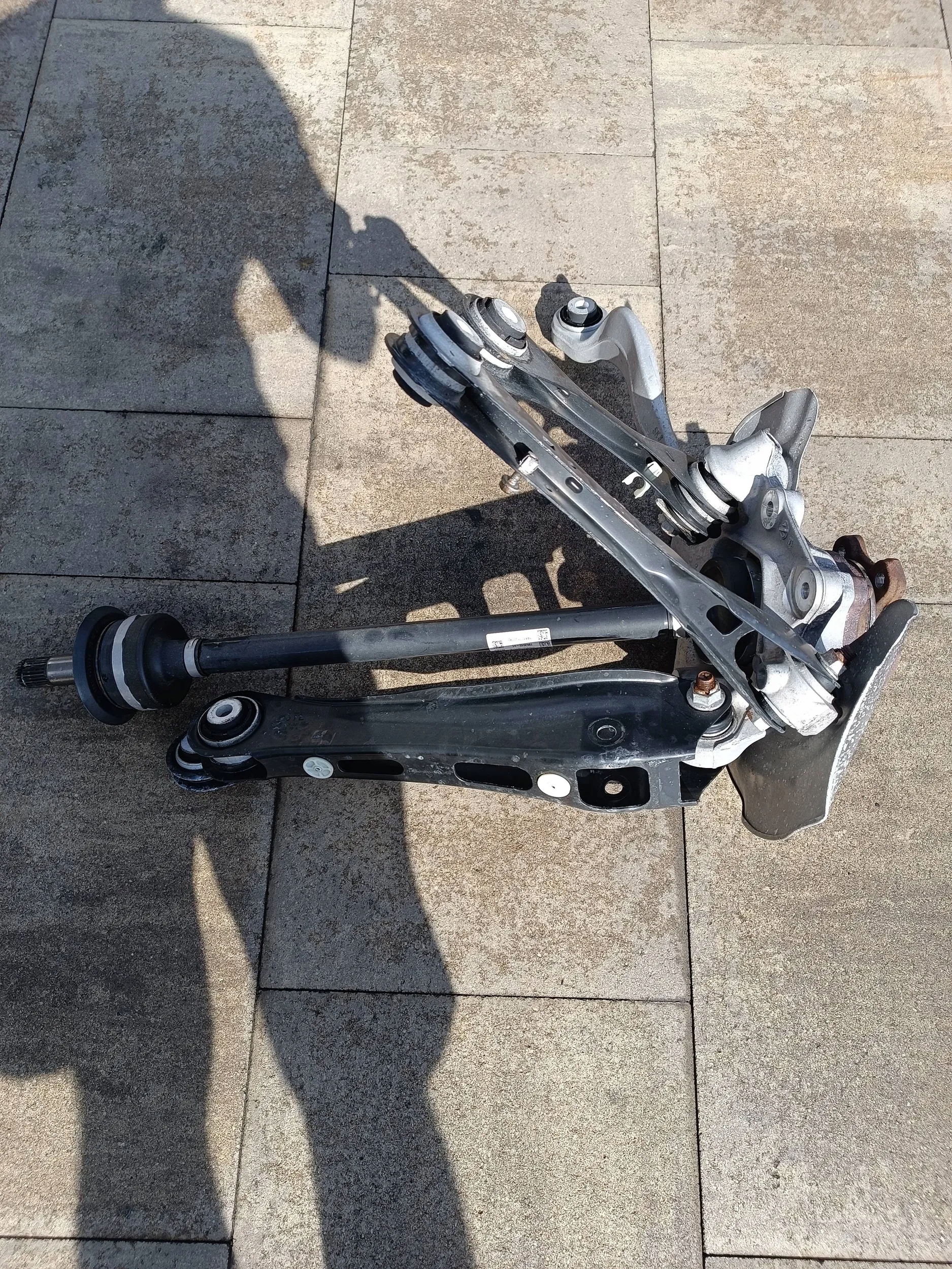 BMW X3 G01 ZWROTNICA PÓŁOŚ LEWY TYŁ KOMPLET Numer katalogowy części 6871029