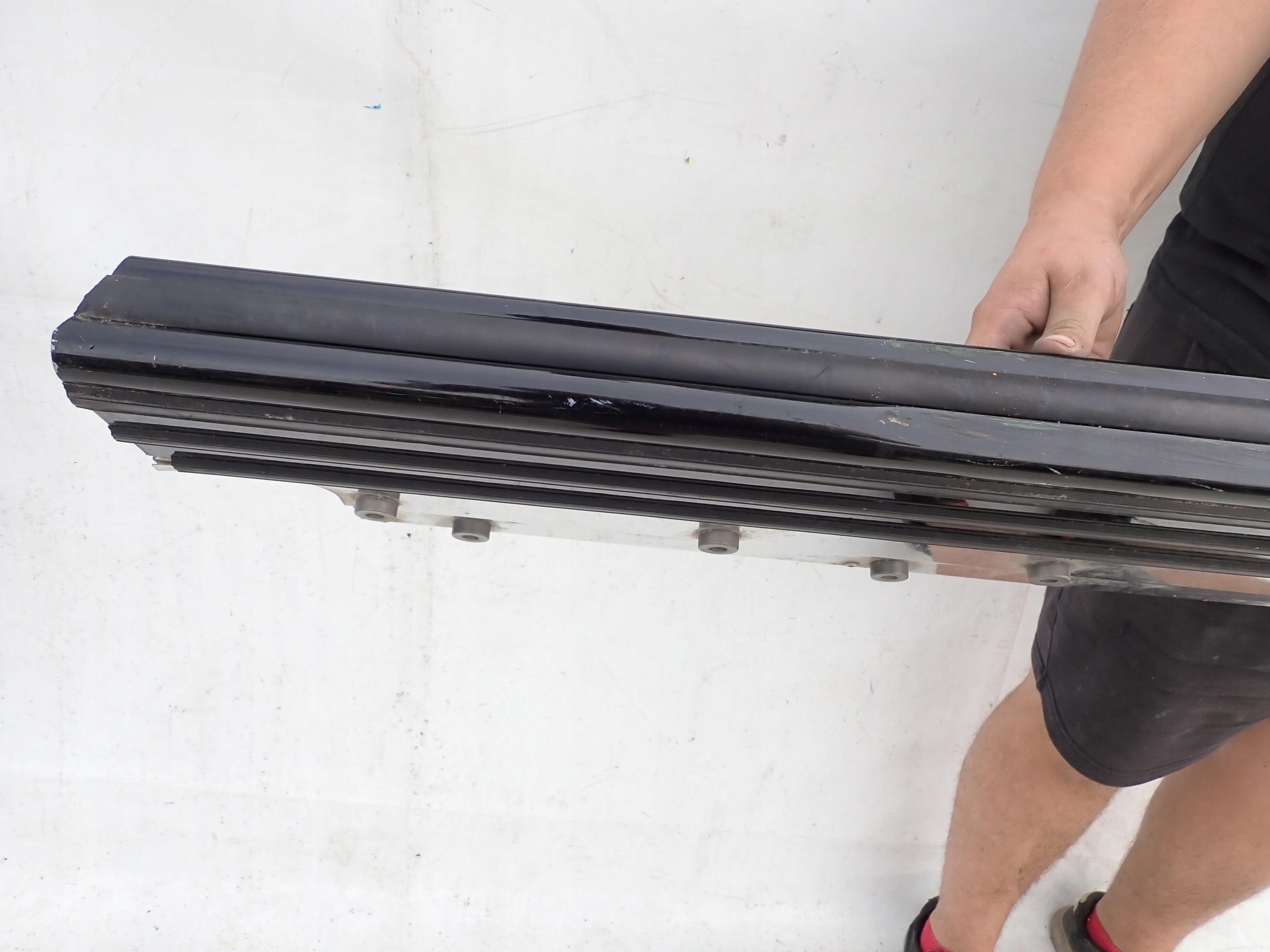 MERCEDES GKLASA A483 W483 moulding threshold STOPIEN