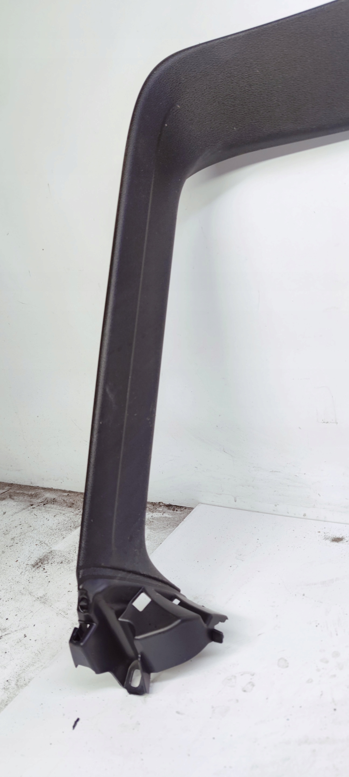 upholstery bonnet rear part AUDI A4 B9 AVANT 8W9867973