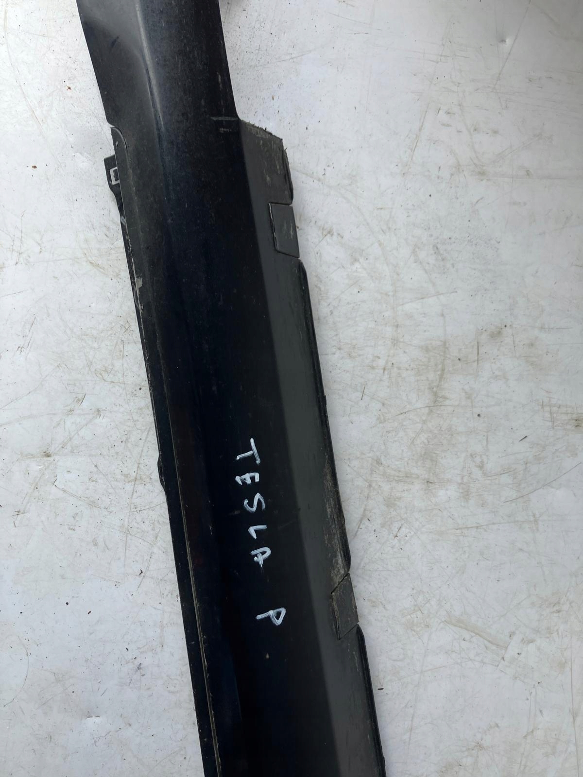moulding threshold right TESLA MODEL S LIFT
