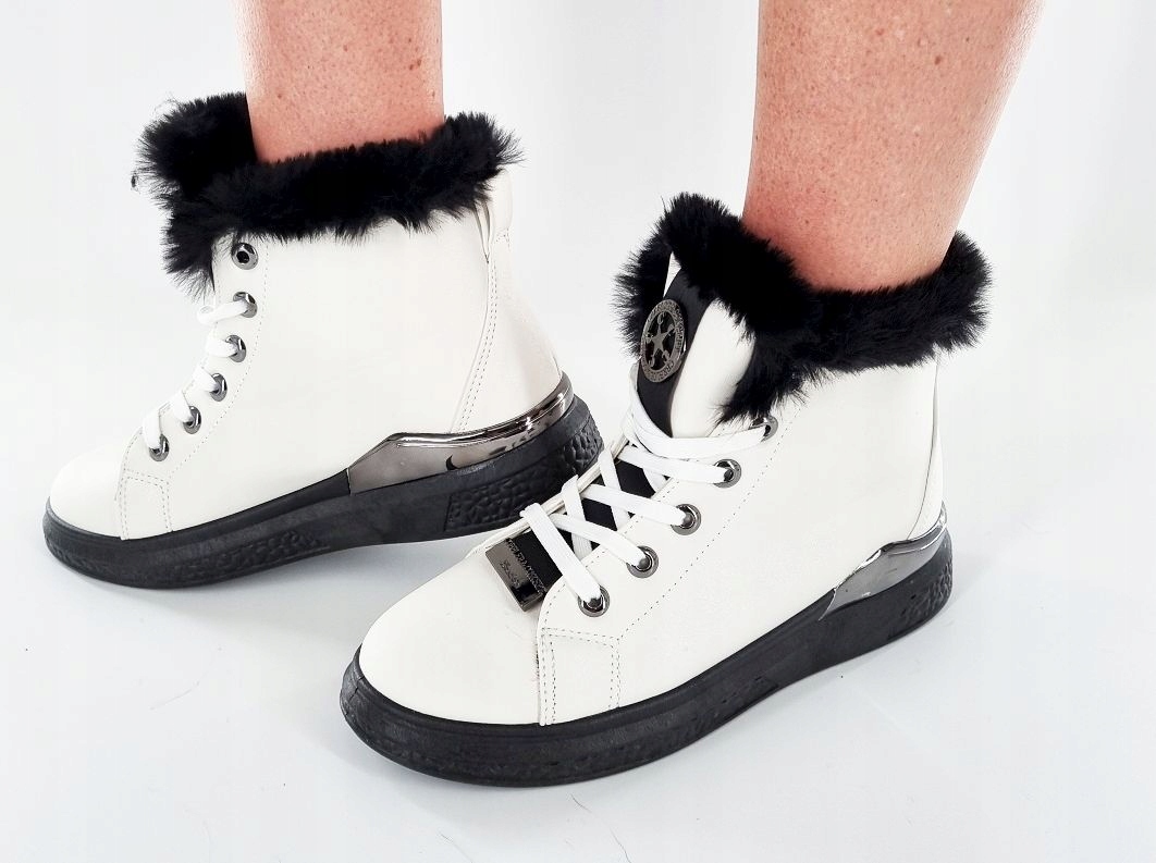 NOWE BIAŁO CZARNE BIAŁE BOTKI BUTY SNEAKERSY 38 Rozmiar 38