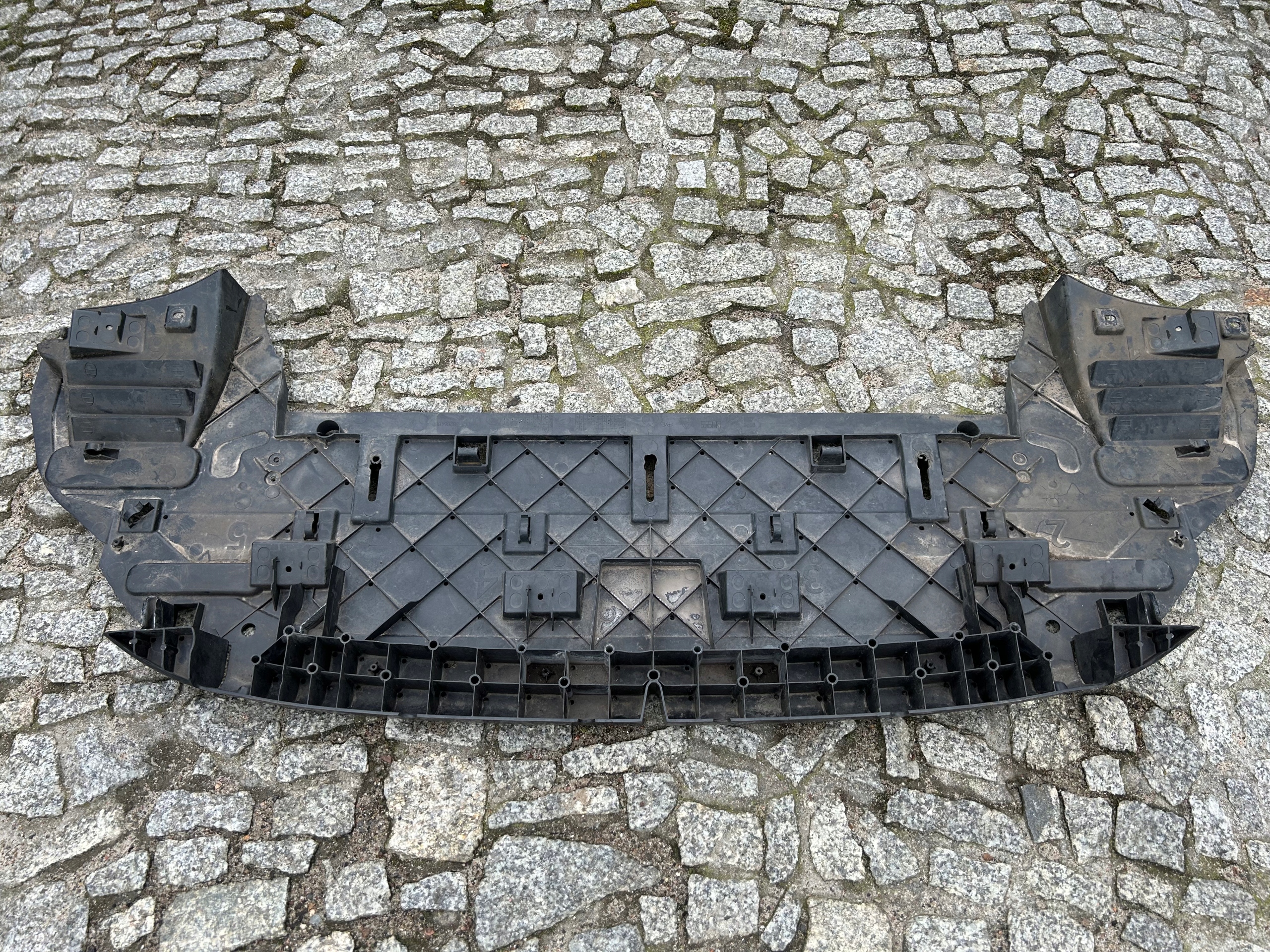 PEUGEOT 3008 I OSŁONA PŁYTA POD ZDERZAK