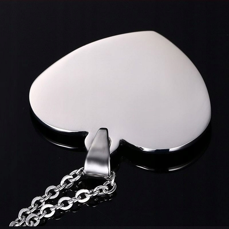 ZAWIESZKA DAMSKA SERCE Z GRAWEREM DLA PRZYJACIÓŁKI Materiał stal