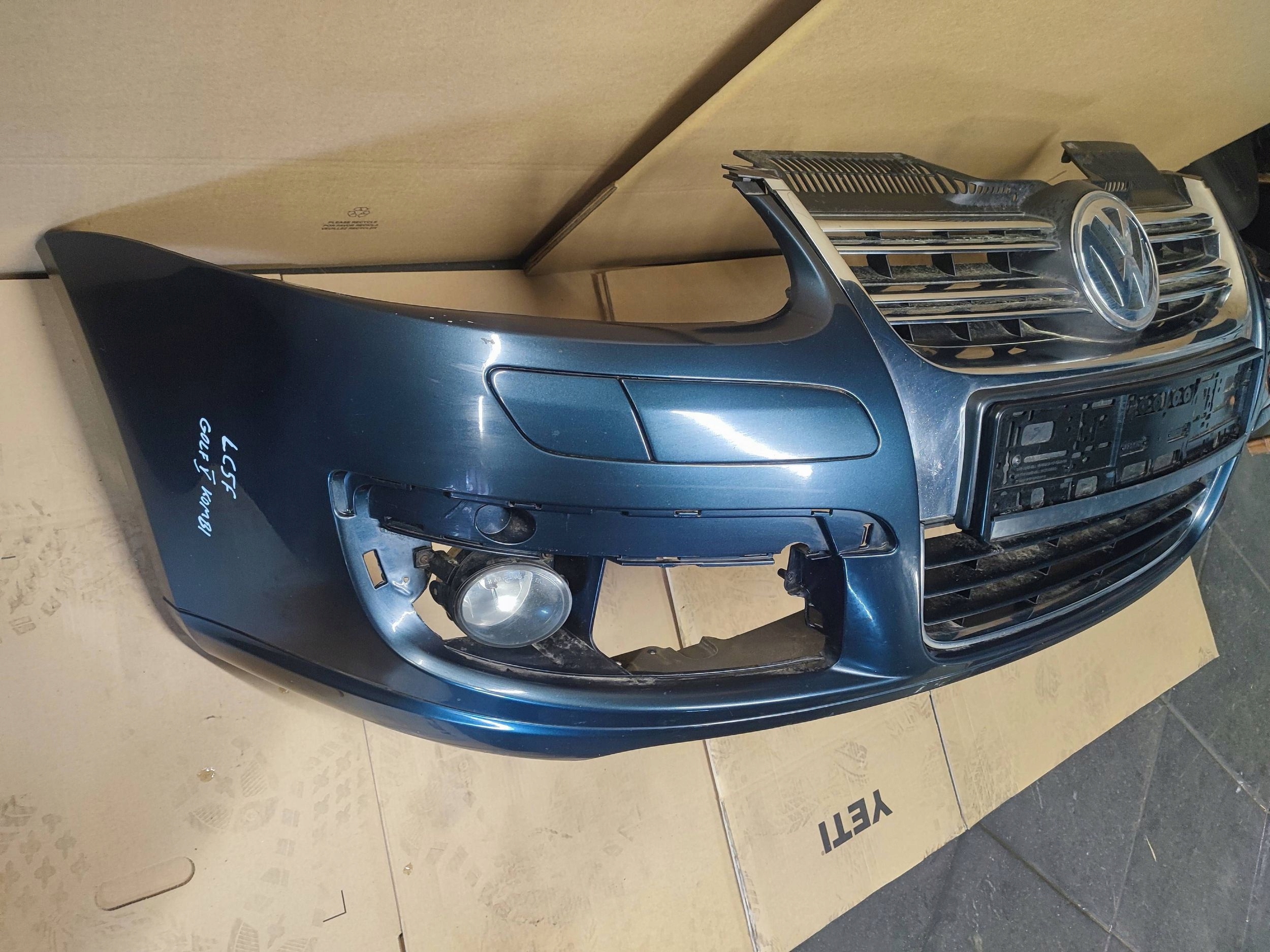 VW GOLF V KOMBI JETTA bumper front front grill washers fog lights kpl LC5F