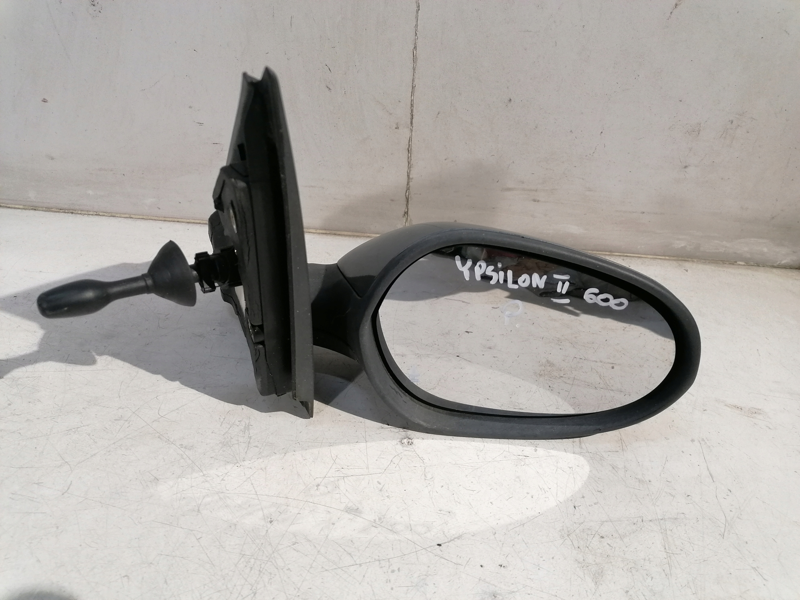 Lancia Ypsilon II mirror right manually 600
