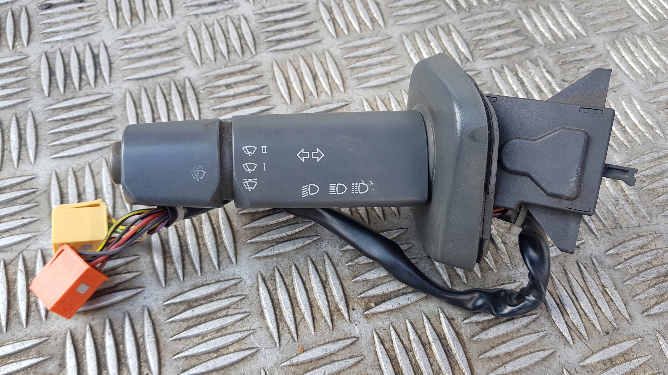 MAN TGX Interrupteur commande phares feux 81255090128